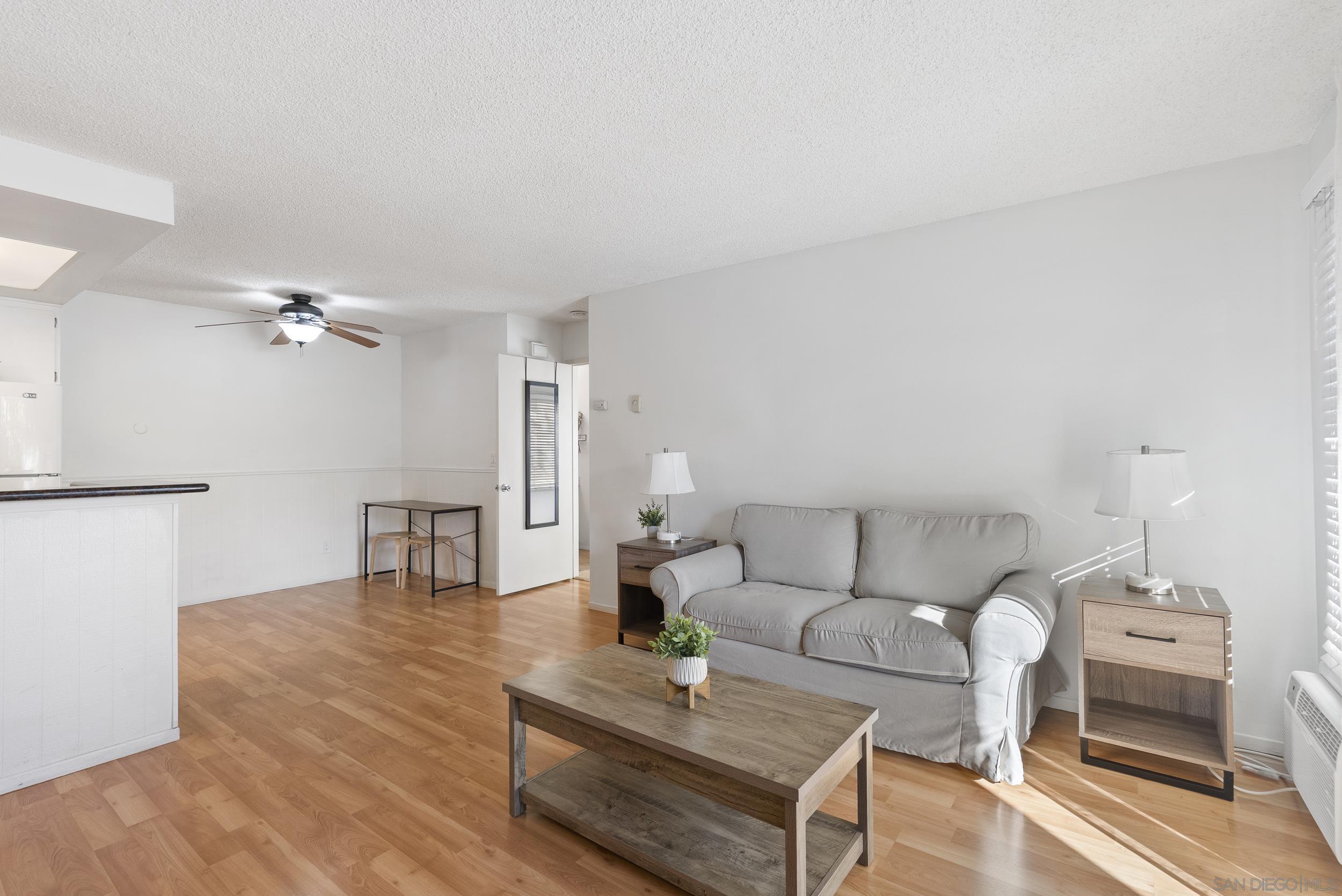 Detail Gallery Image 7 of 23 For 5978  Rancho Mission Rd  #274,  San Diego,  CA 92108 - 1 Beds | 1 Baths