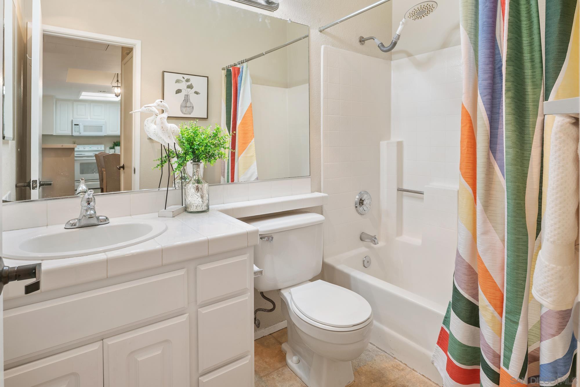 Detail Gallery Image 21 of 27 For 1950  Camino De La Reina  #208,  San Diego,  CA 92108 - 2 Beds | 2 Baths