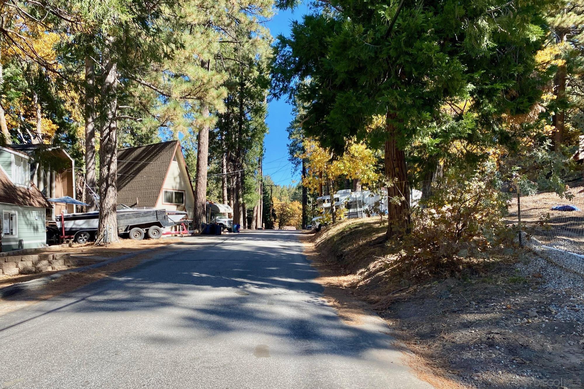 Detail Gallery Image 10 of 39 For , Running Springs,  CA 92382 - – Beds | – Baths