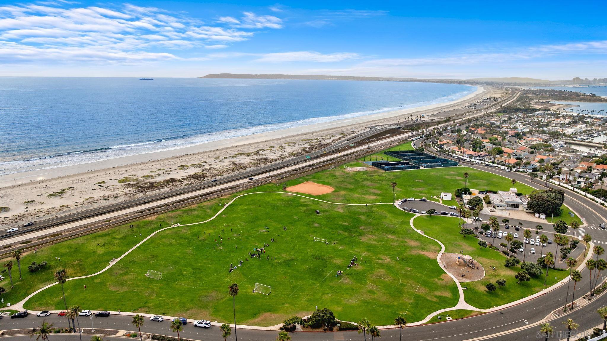 Detail Gallery Image 23 of 31 For 35  Buccaneer Way, Coronado,  CA 92118 - 5 Beds | 4/1 Baths