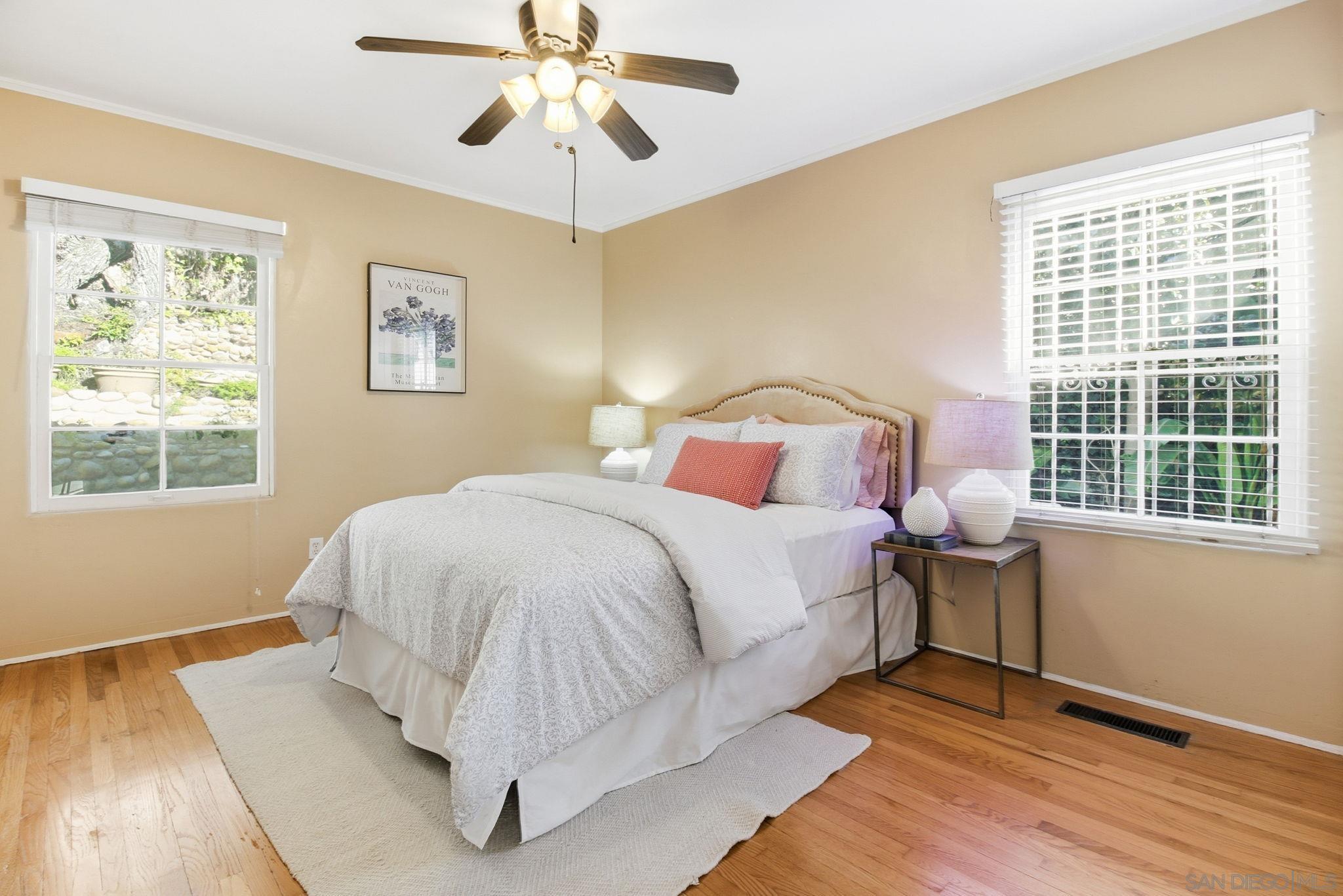 Detail Gallery Image 18 of 30 For 3911  California, San Diego,  CA 92110 - 2 Beds | 1 Baths