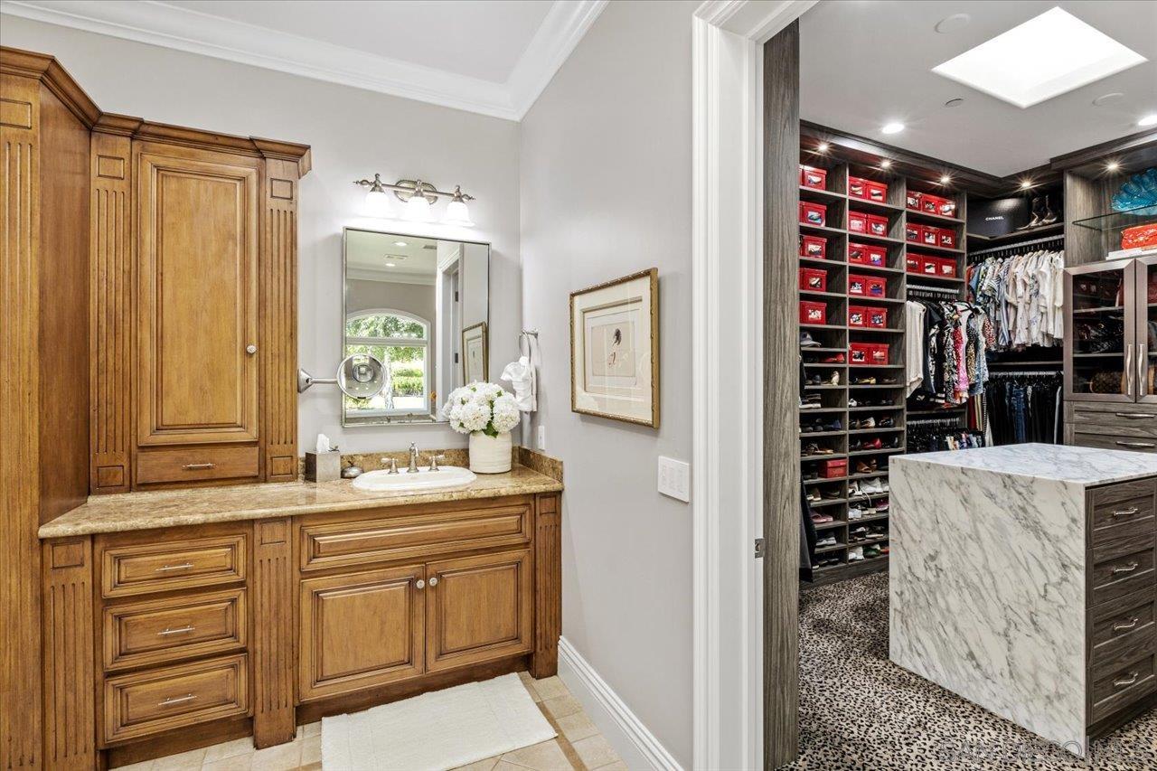 Detail Gallery Image 30 of 54 For 13391  Old Winemaster Court, Poway,  CA 92064 - 7 Beds | 5/1 Baths