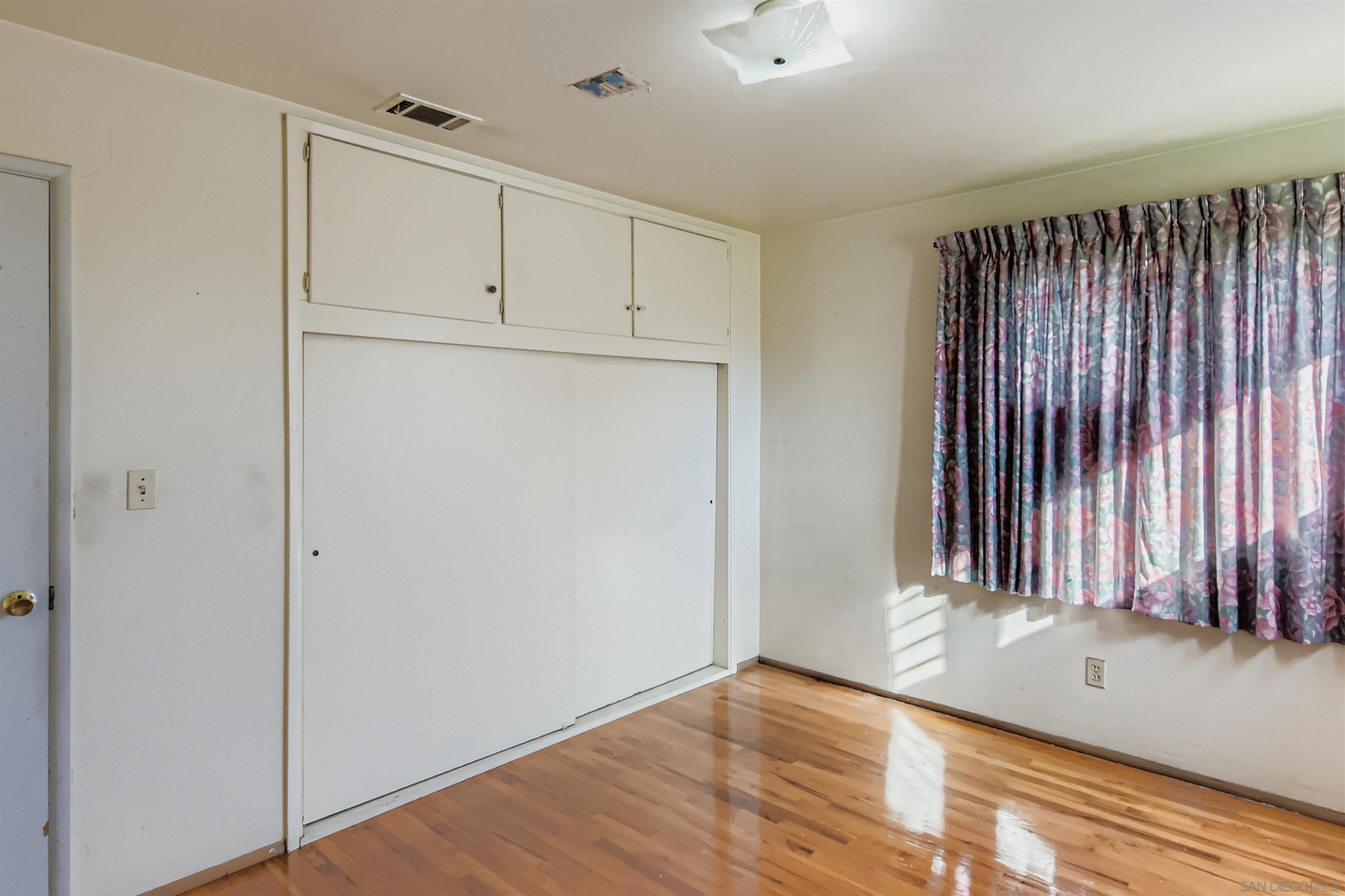 Detail Gallery Image 18 of 27 For 6927  Waite Dr, La Mesa,  CA 91941 - 3 Beds | 1 Baths