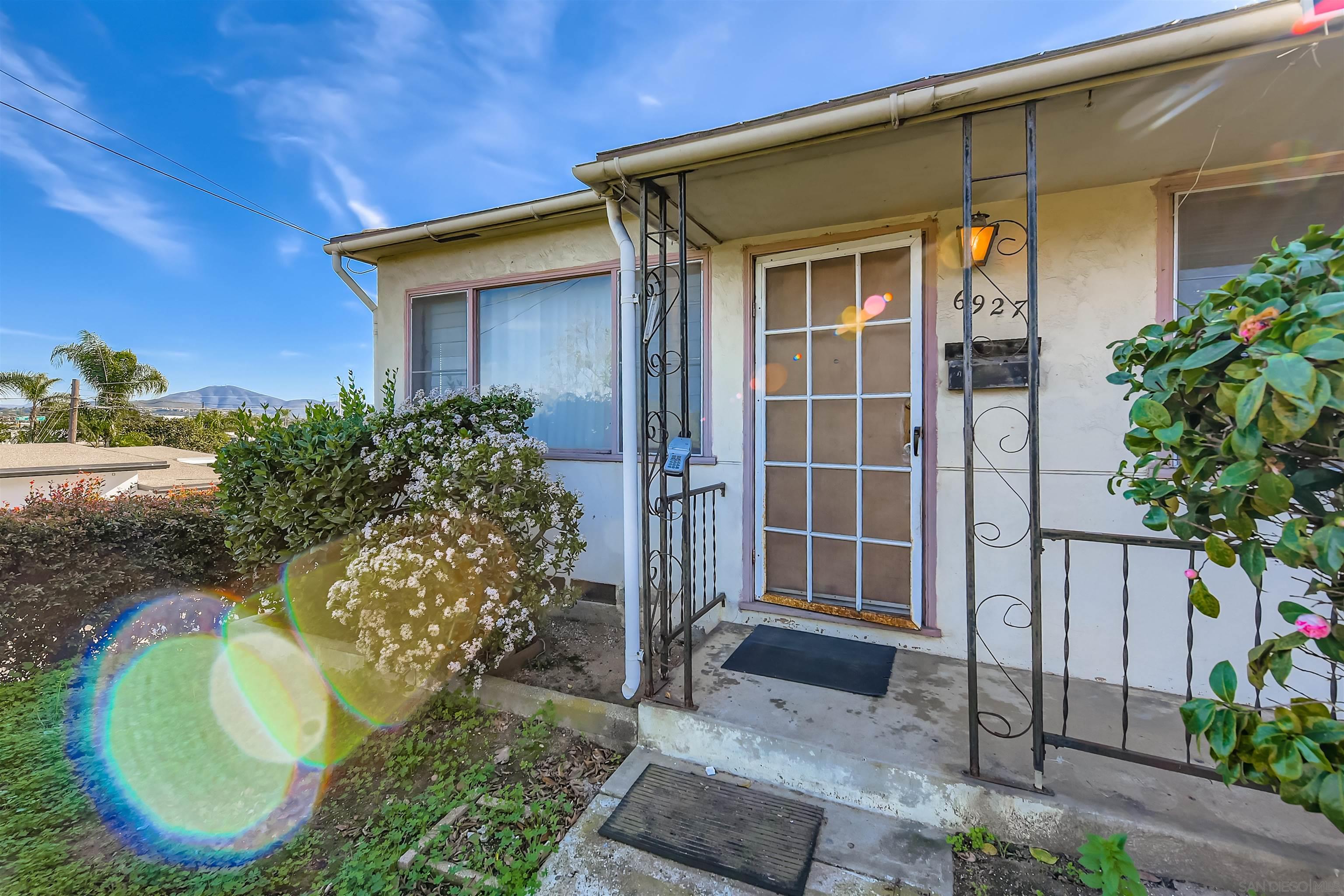 Detail Gallery Image 3 of 27 For 6927  Waite Dr, La Mesa,  CA 91941 - 3 Beds | 1 Baths