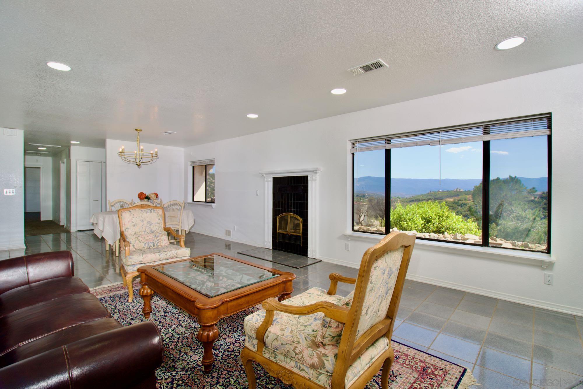 Detail Gallery Image 16 of 63 For 41482  Rocky Ridge Ct., Aguanga,  CA 92536 - 4 Beds | 2 Baths