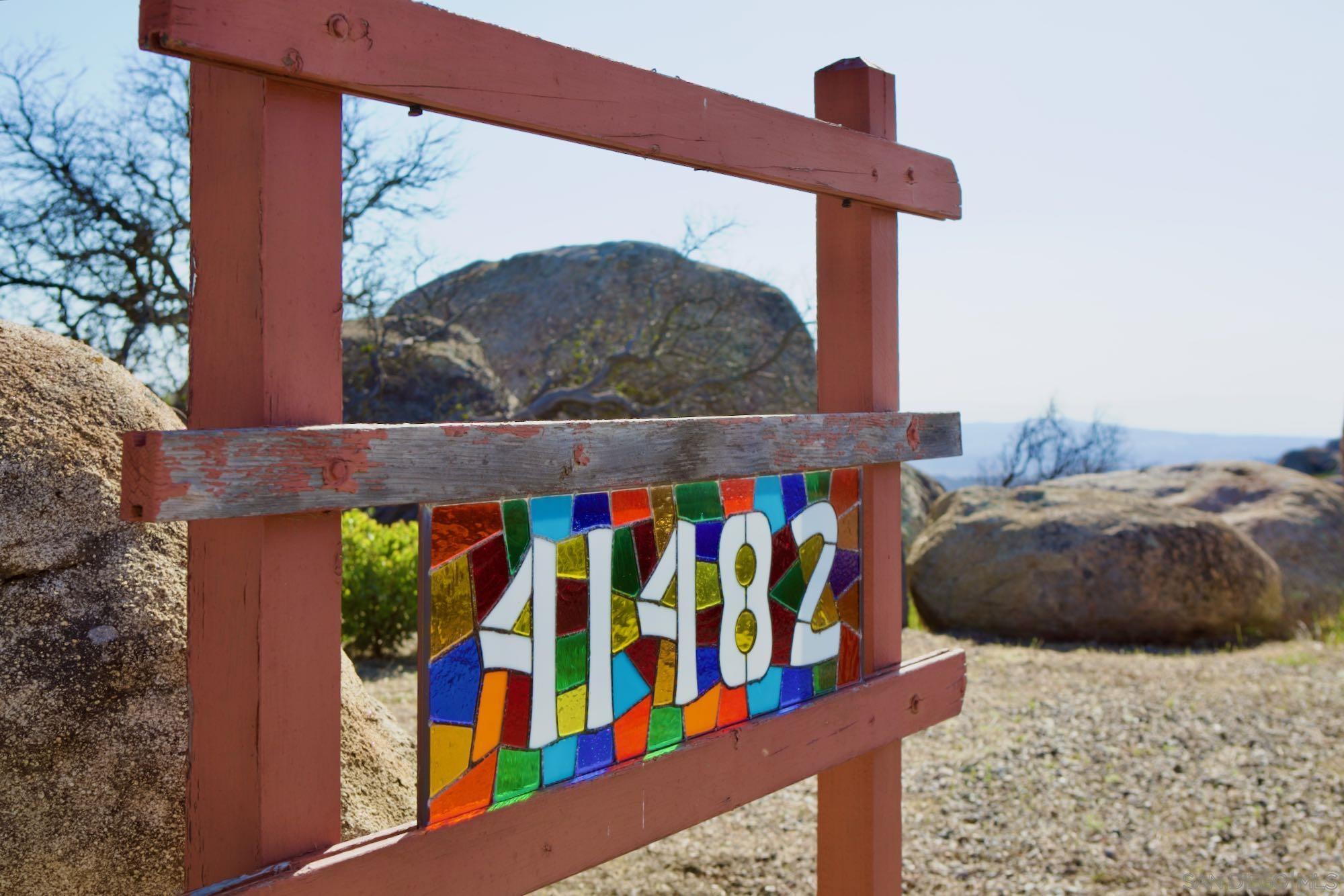 Detail Gallery Image 4 of 63 For 41482  Rocky Ridge Ct., Aguanga,  CA 92536 - 4 Beds | 2 Baths