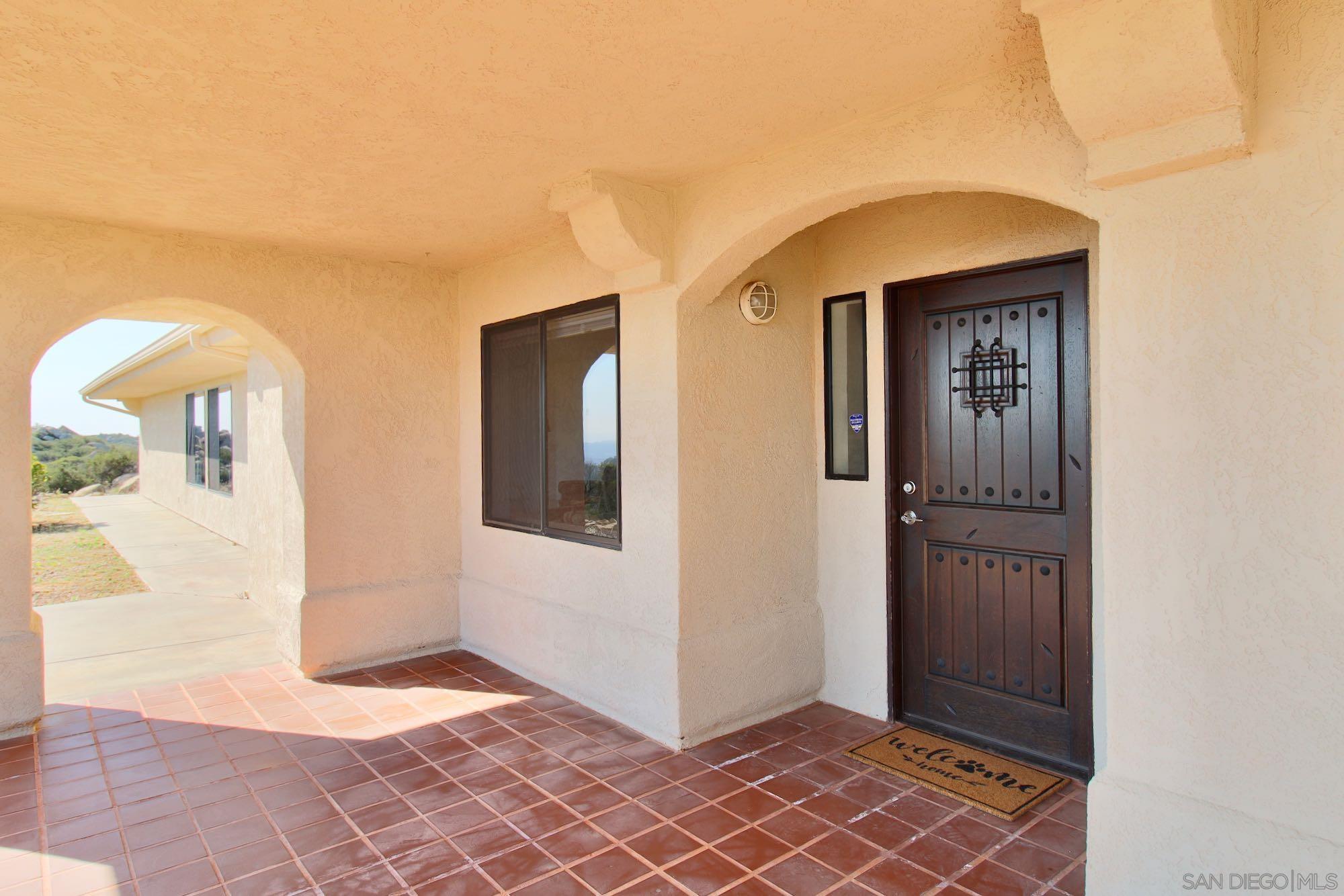 Detail Gallery Image 9 of 63 For 41482  Rocky Ridge Ct., Aguanga,  CA 92536 - 4 Beds | 2 Baths