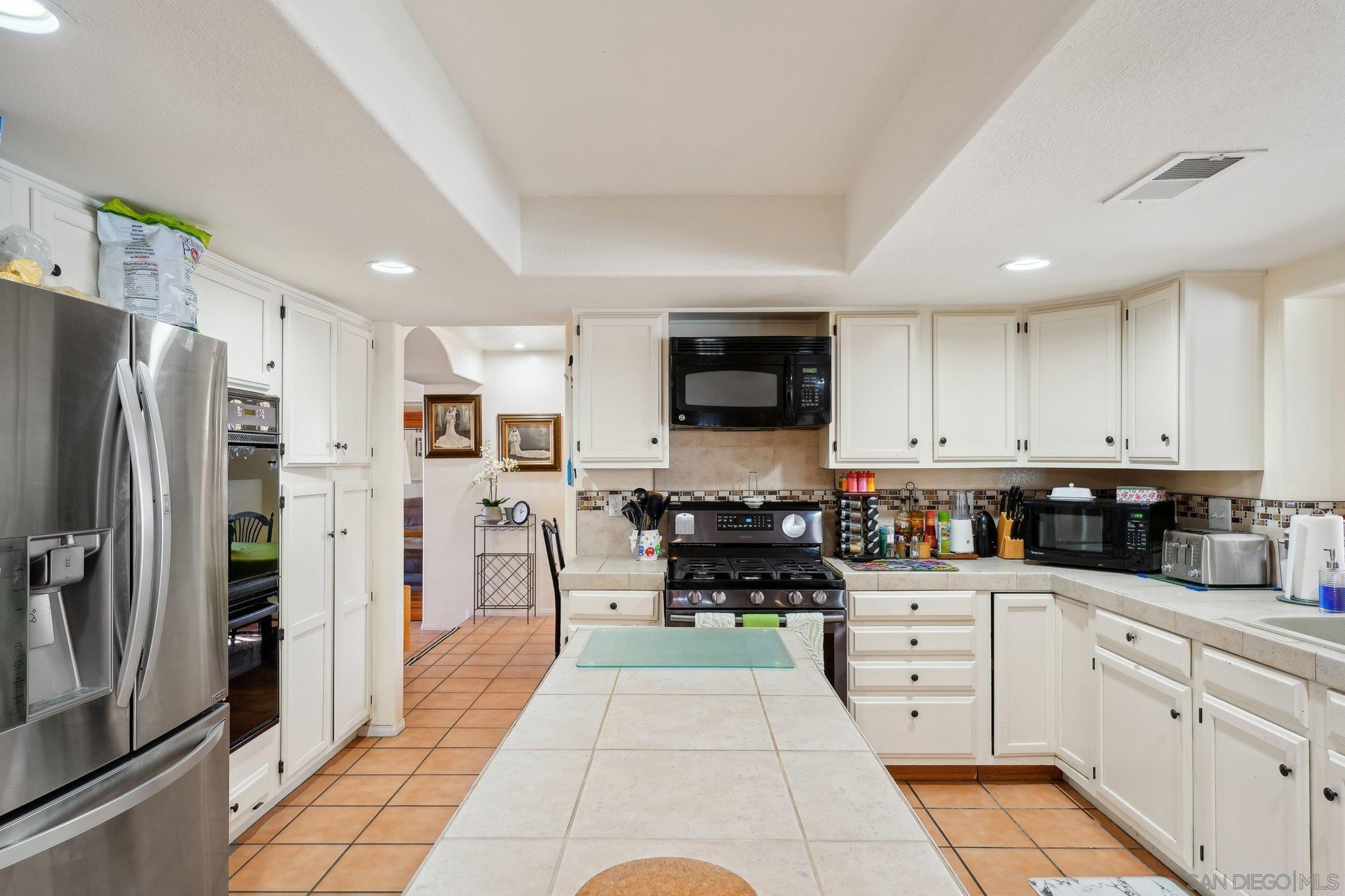 Detail Gallery Image 9 of 49 For 68585  Panorama Rd, Cathedral City,  CA 92234 - 7 Beds | 3 Baths