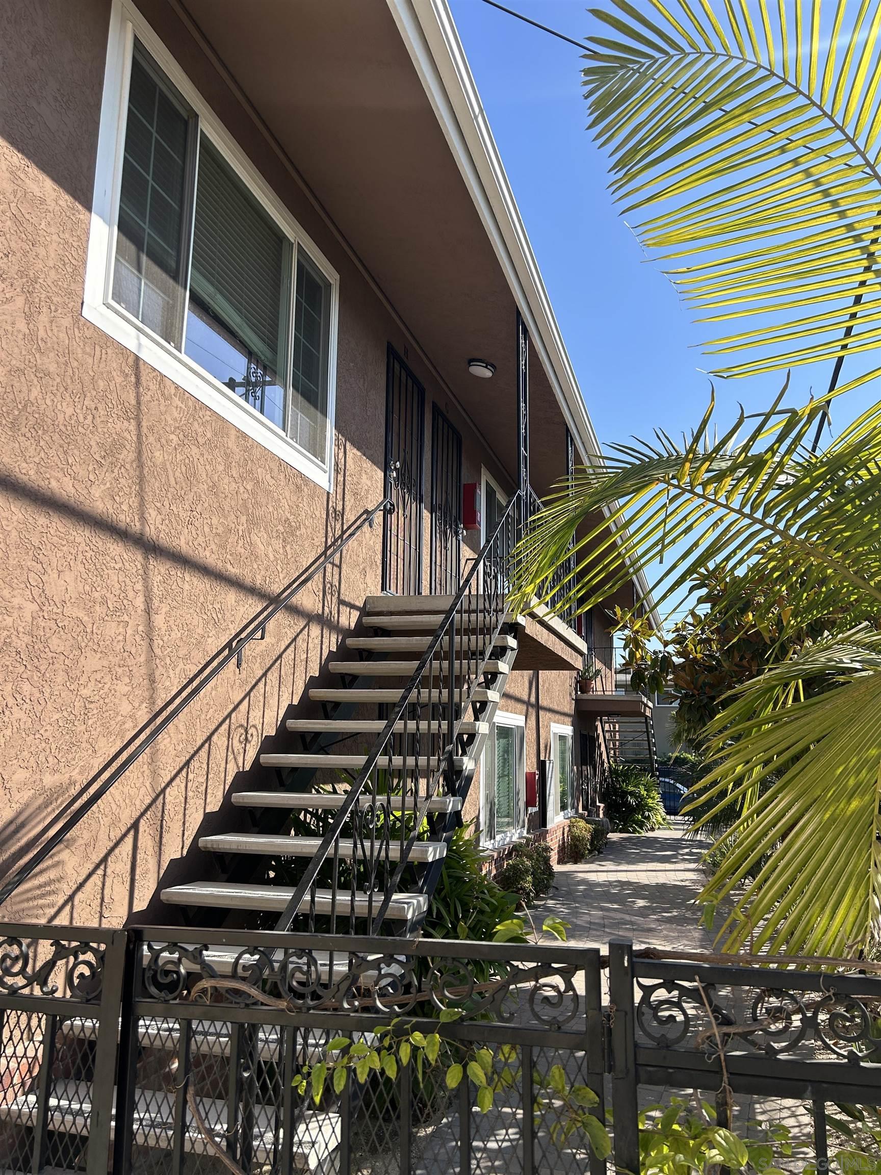 Detail Gallery Image 2 of 17 For 1646  Brookes Ave., San Diego,  CA 92103 - 1 Beds | 1 Baths