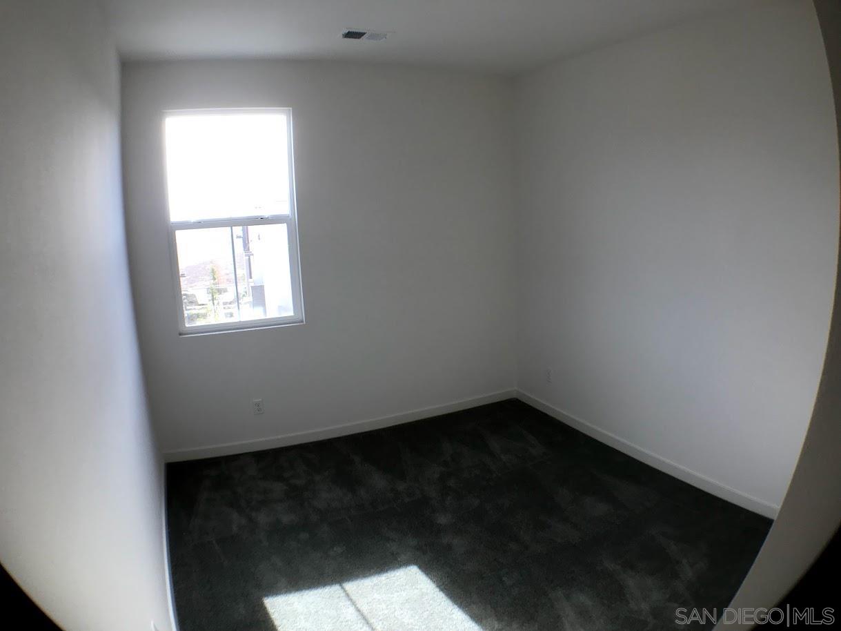 Detail Gallery Image 16 of 23 For 2275  Element Way  5, Chula Vista,  CA 91915 - 3 Beds | 2/1 Baths