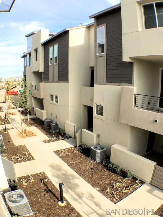 Detail Gallery Image 20 of 23 For 2275  Element Way  5, Chula Vista,  CA 91915 - 3 Beds | 2/1 Baths