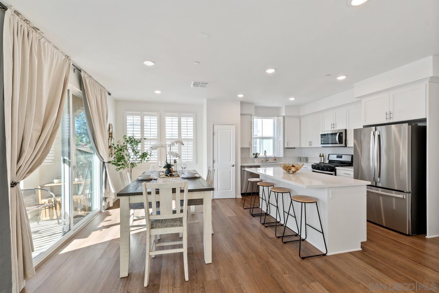 Detail Gallery Image 19 of 70 For 2328  Columba Gln, Escondido,  CA 92025 - 2 Beds | 2/1 Baths