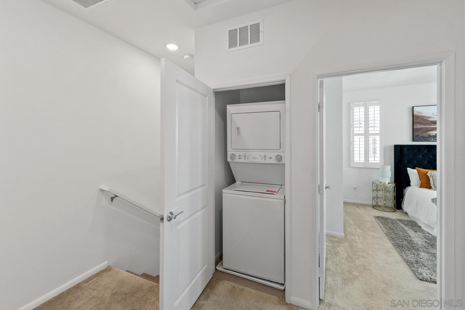 Detail Gallery Image 40 of 70 For 2328  Columba Gln, Escondido,  CA 92025 - 2 Beds | 2/1 Baths