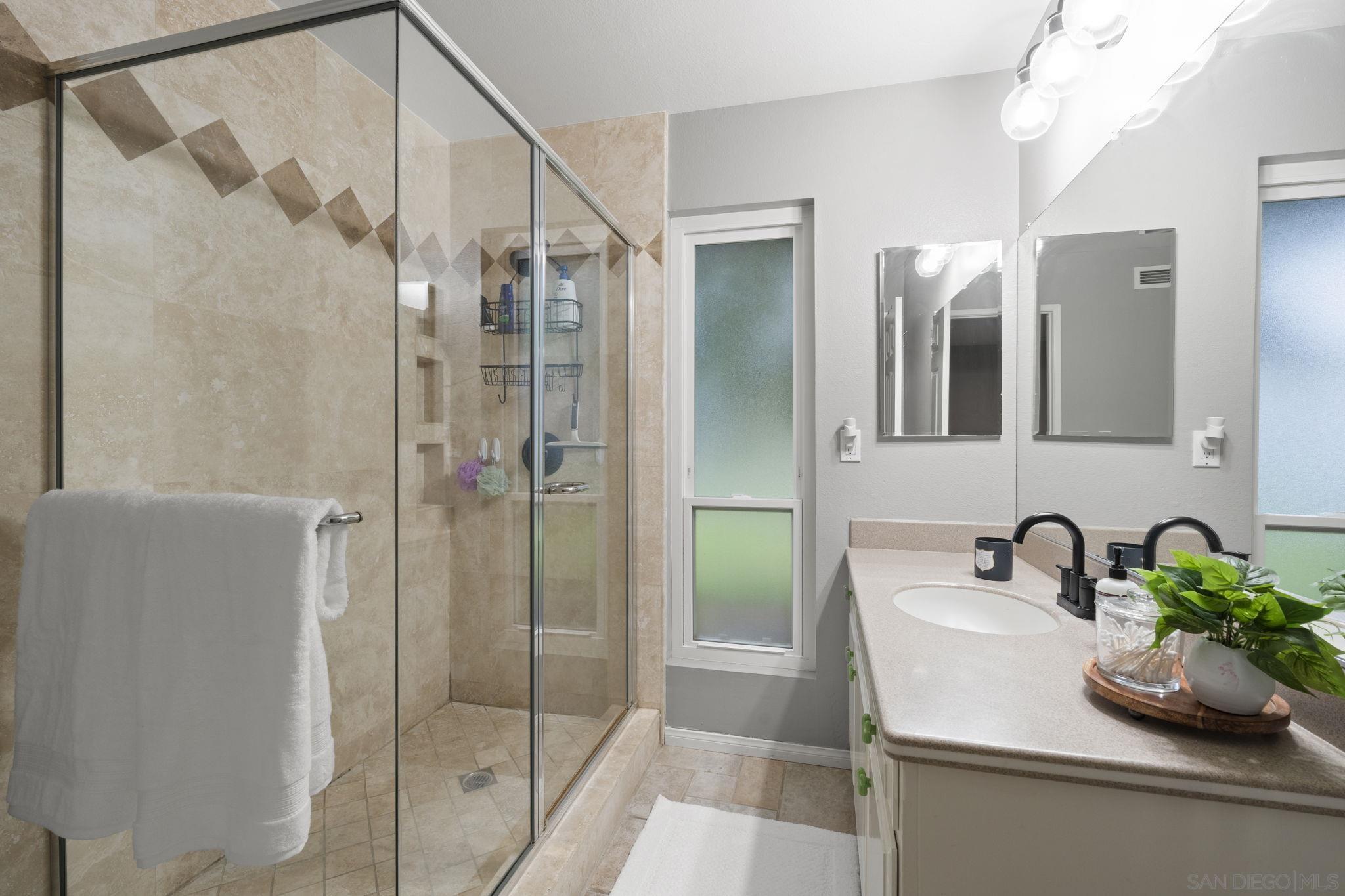 Detail Gallery Image 24 of 52 For 15439  Still Brook Ln, Pauma Valley,  CA 92061 - 3 Beds | 3 Baths