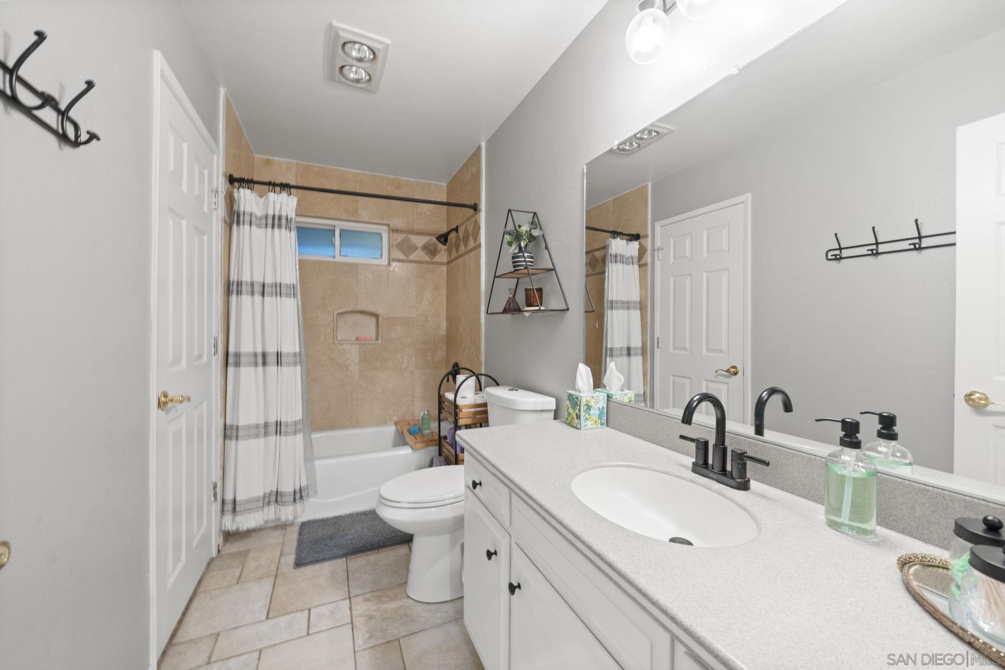 Detail Gallery Image 27 of 52 For 15439  Still Brook Ln, Pauma Valley,  CA 92061 - 3 Beds | 3 Baths