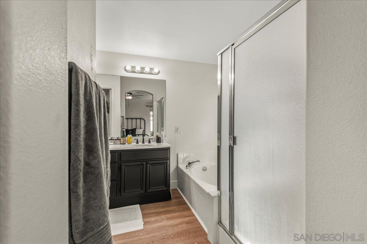 Detail Gallery Image 19 of 34 For 1010  Crystal Springs Pl, Escondido,  CA 92026 - 3 Beds | 2/1 Baths