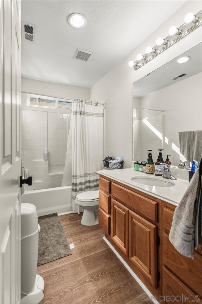 Detail Gallery Image 24 of 34 For 1010  Crystal Springs Pl, Escondido,  CA 92026 - 3 Beds | 2/1 Baths