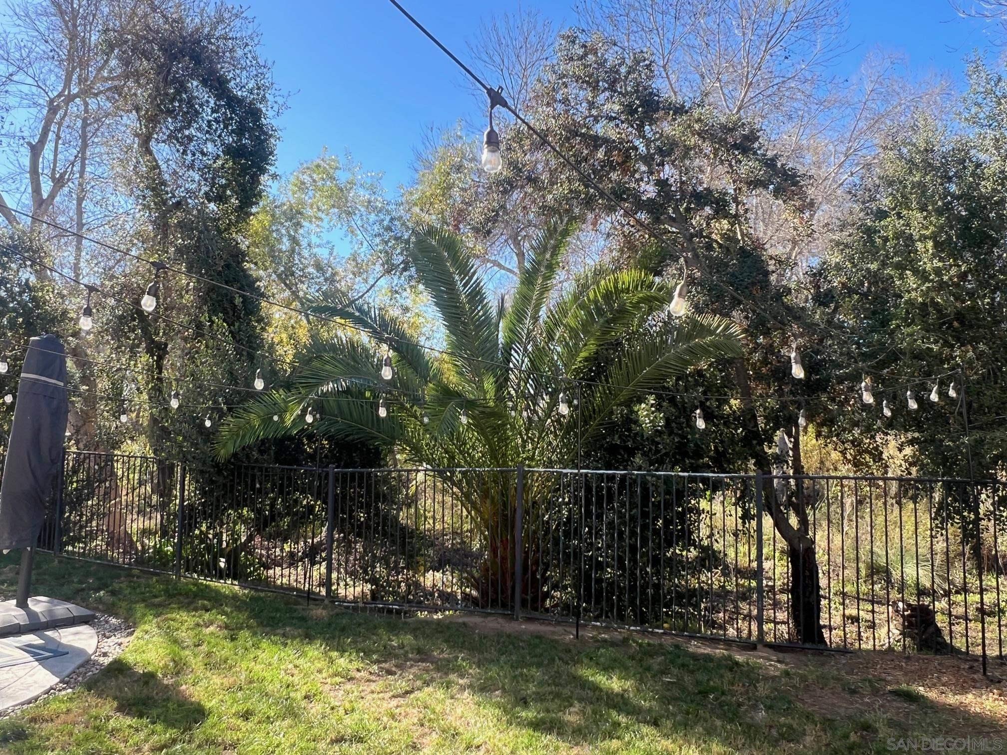 Detail Gallery Image 28 of 34 For 1010  Crystal Springs Pl, Escondido,  CA 92026 - 3 Beds | 2/1 Baths