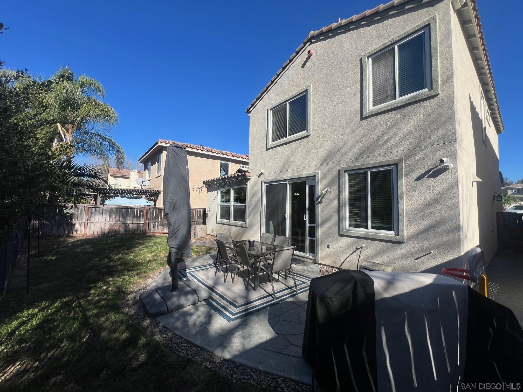 Detail Gallery Image 4 of 34 For 1010  Crystal Springs Pl, Escondido,  CA 92026 - 3 Beds | 2/1 Baths