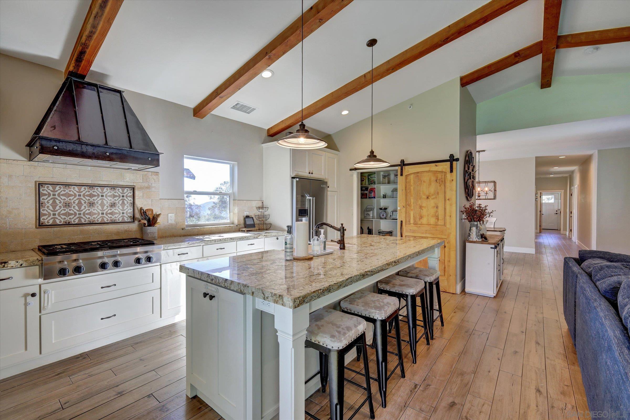 Detail Gallery Image 3 of 45 For 11611  Rancho Heights Rd, Pala,  CA 92059 - 4 Beds | 2/2 Baths