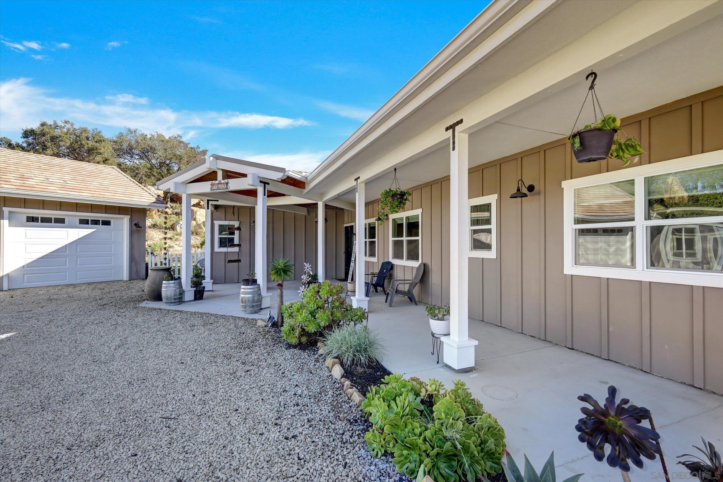 Detail Gallery Image 38 of 45 For 11611  Rancho Heights Rd, Pala,  CA 92059 - 4 Beds | 2/2 Baths