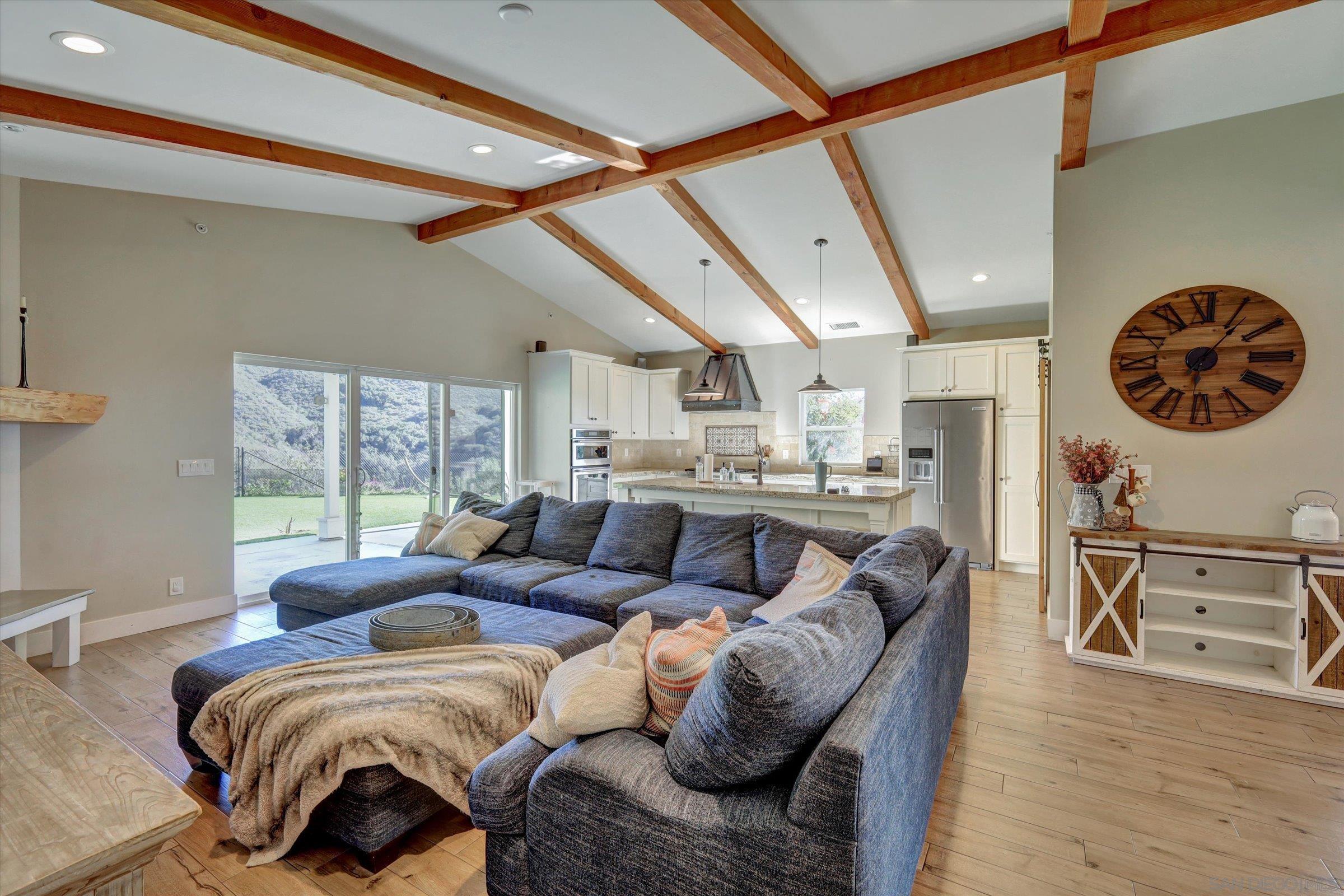 Detail Gallery Image 10 of 45 For 11611  Rancho Heights Rd, Pala,  CA 92059 - 4 Beds | 2/2 Baths