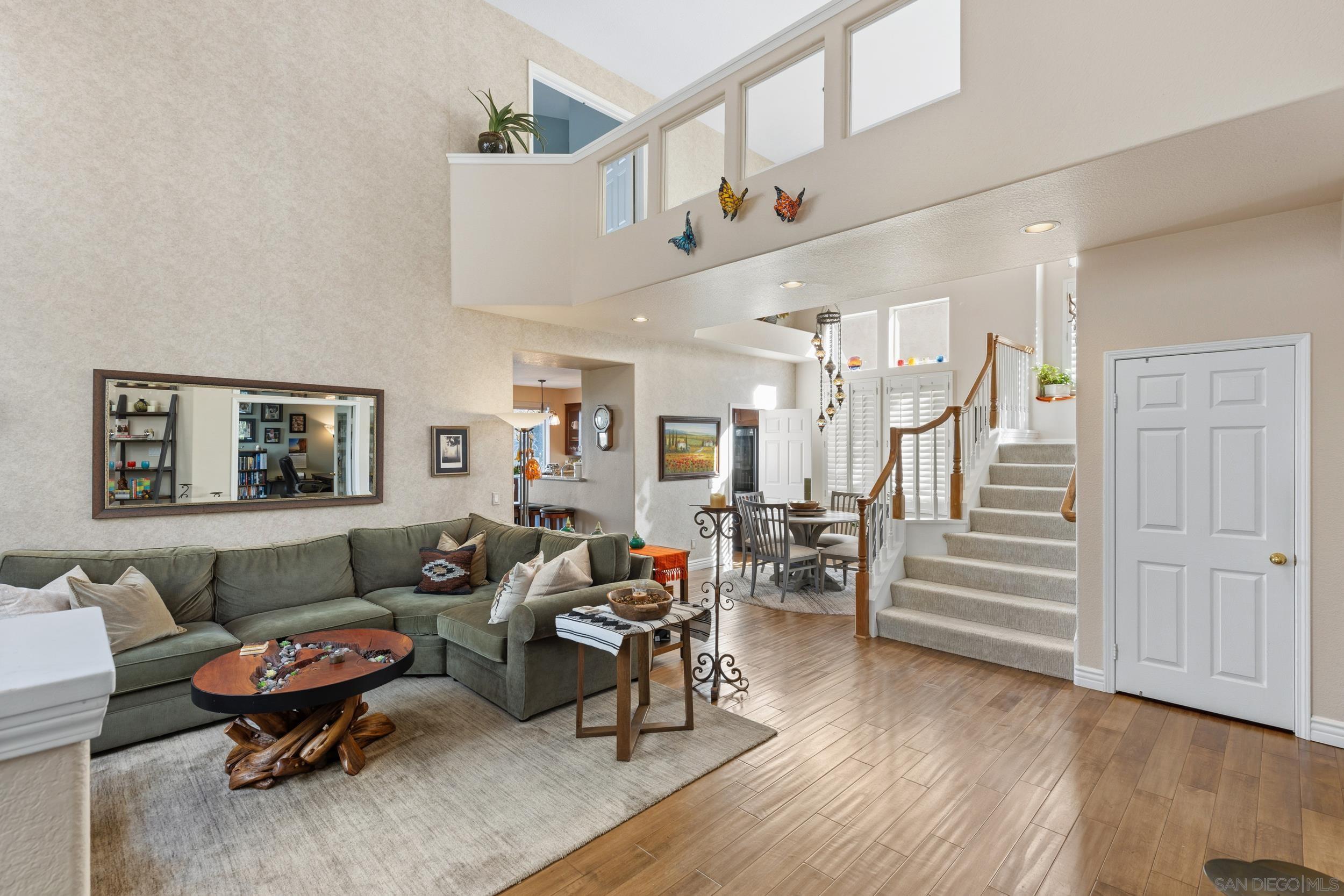 Detail Gallery Image 11 of 56 For 12676  Legacy Road, San Diego,  CA 92131 - 4 Beds | 3 Baths