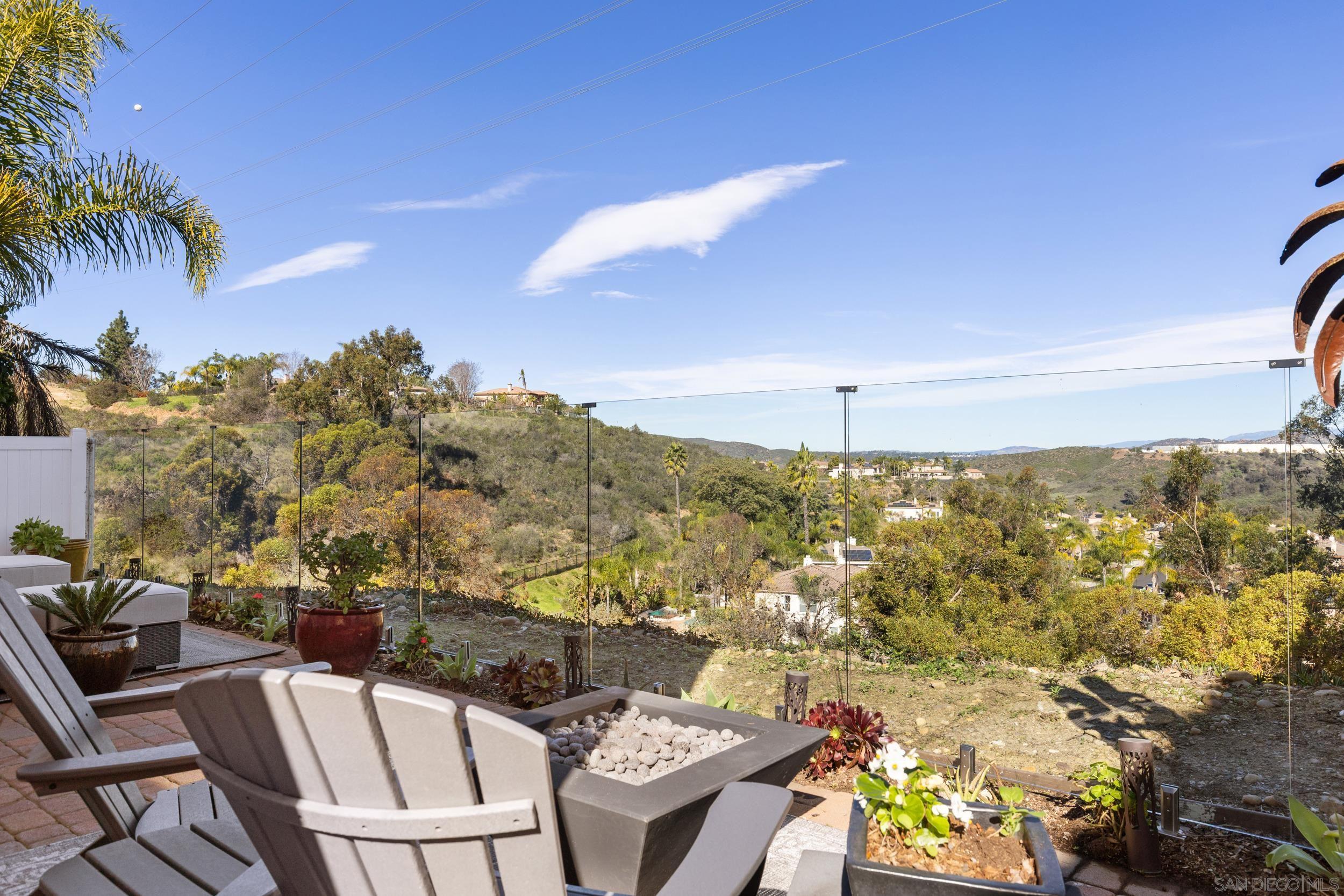 Detail Gallery Image 33 of 56 For 12676  Legacy Road, San Diego,  CA 92131 - 4 Beds | 3 Baths