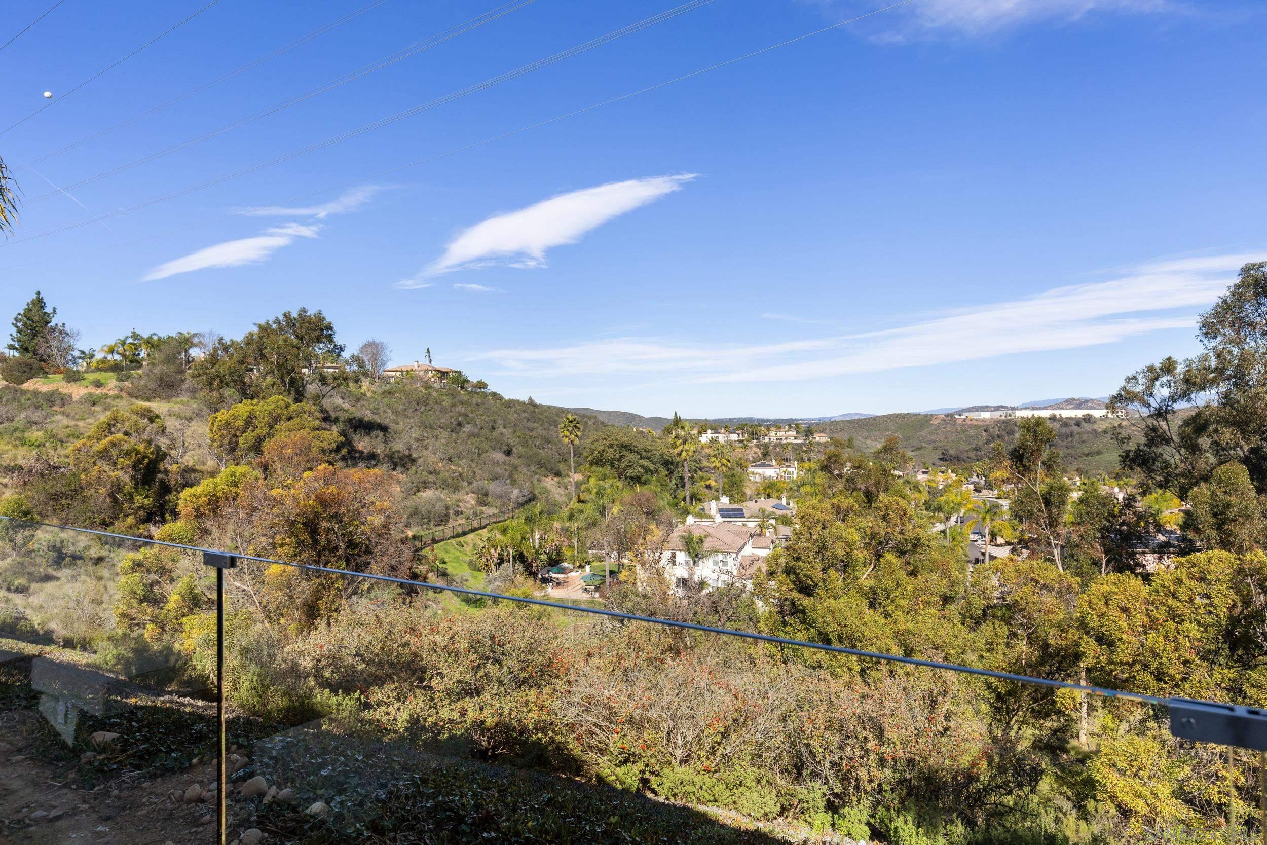 Detail Gallery Image 36 of 56 For 12676  Legacy Road, San Diego,  CA 92131 - 4 Beds | 3 Baths