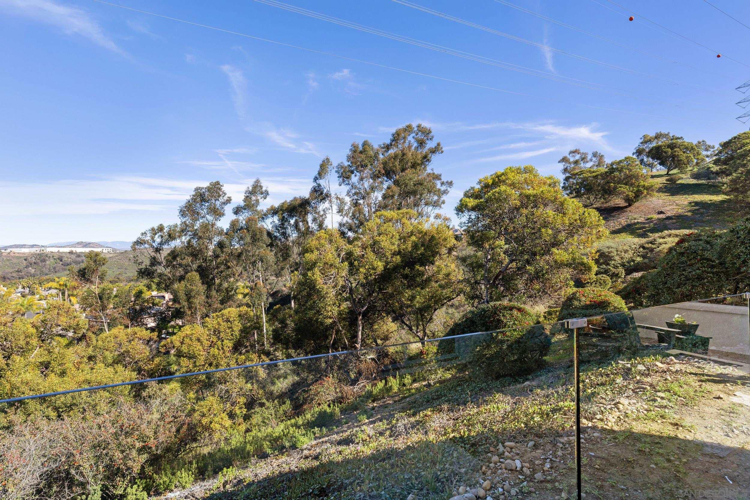 Detail Gallery Image 37 of 56 For 12676  Legacy Road, San Diego,  CA 92131 - 4 Beds | 3 Baths