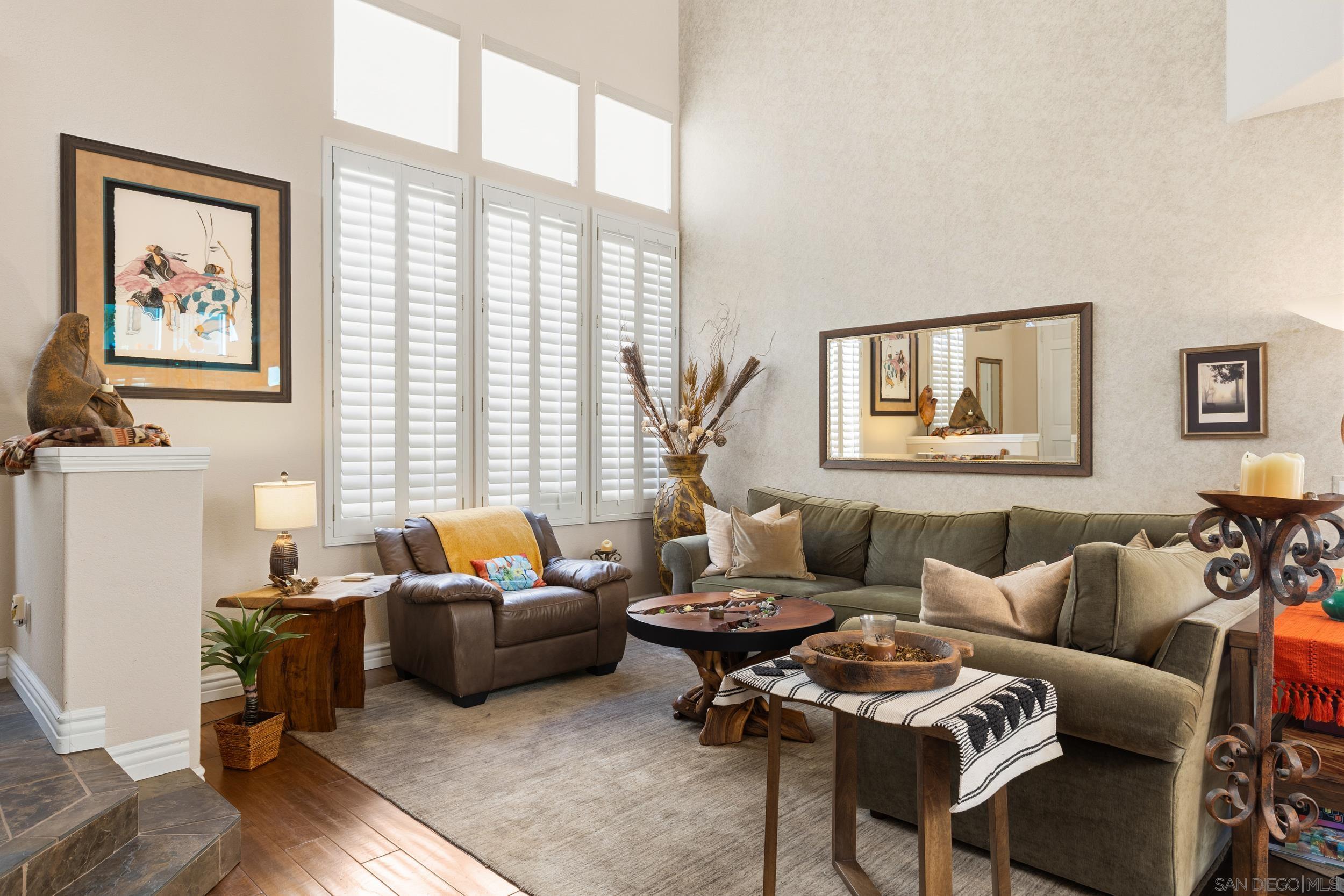 Detail Gallery Image 10 of 56 For 12676  Legacy Road, San Diego,  CA 92131 - 4 Beds | 3 Baths