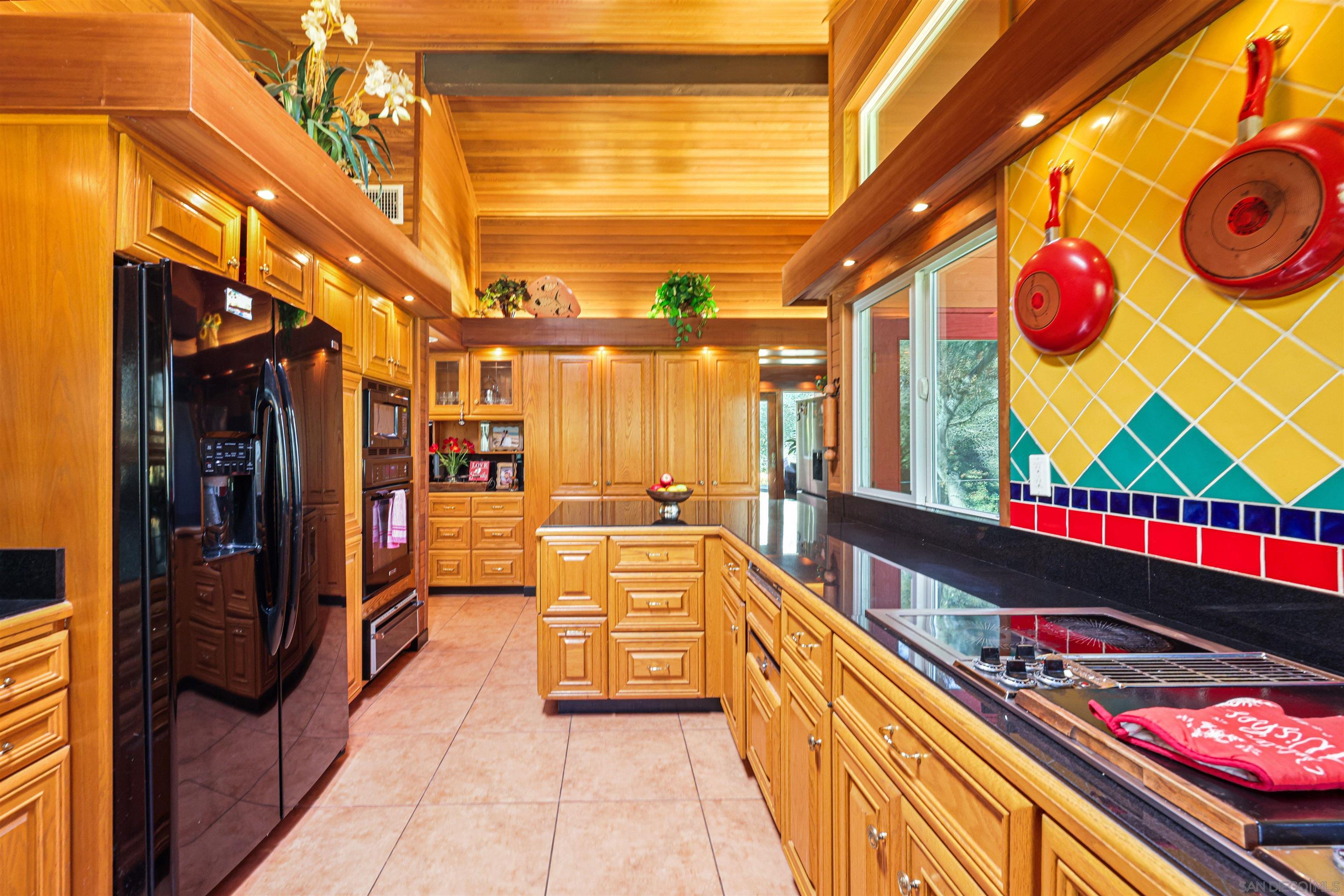 Detail Gallery Image 18 of 48 For 16257  Oak Creek Trl, Poway,  CA 92064 - 4 Beds | 3 Baths