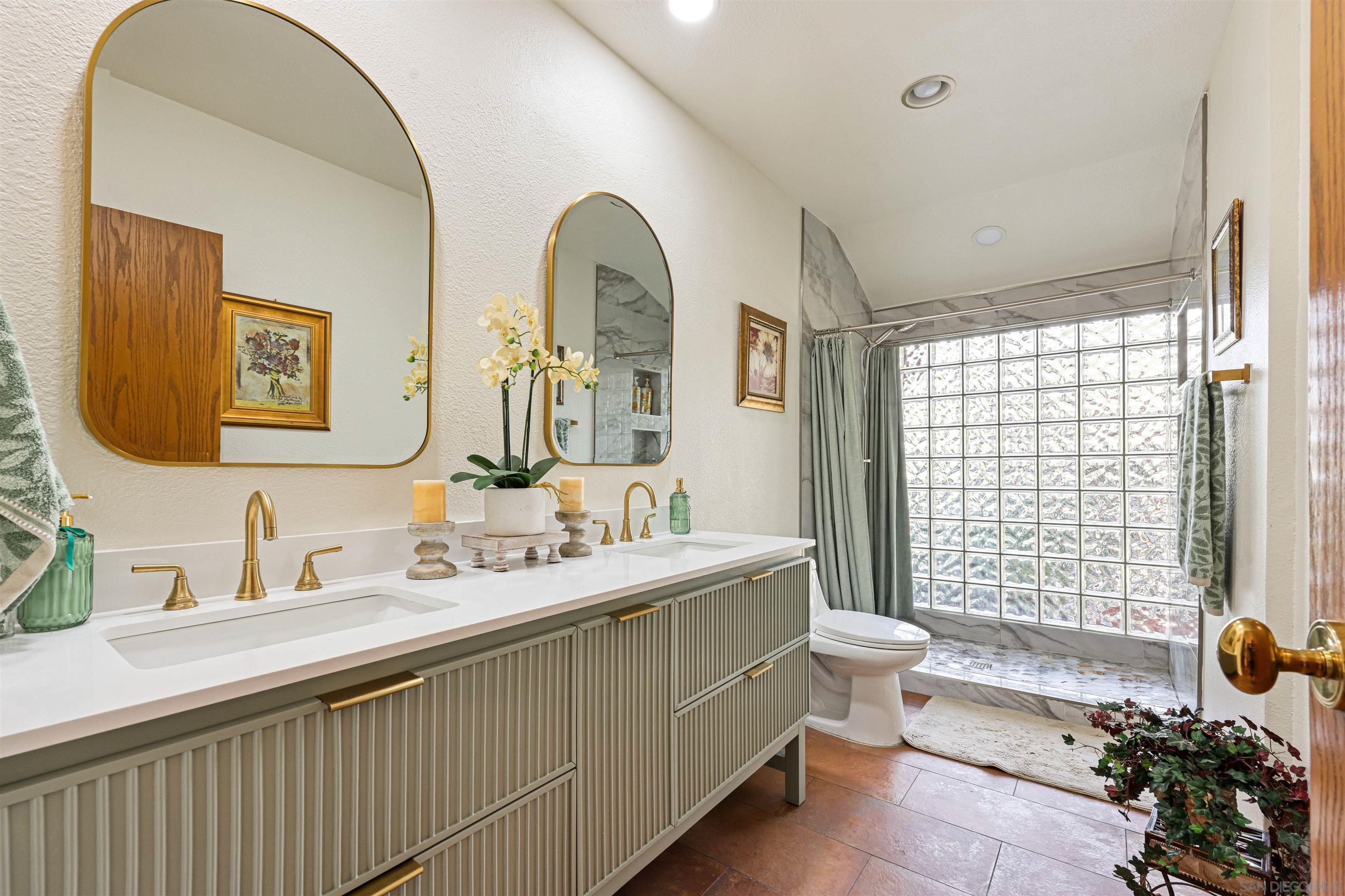 Detail Gallery Image 32 of 48 For 16257  Oak Creek Trl, Poway,  CA 92064 - 4 Beds | 3 Baths