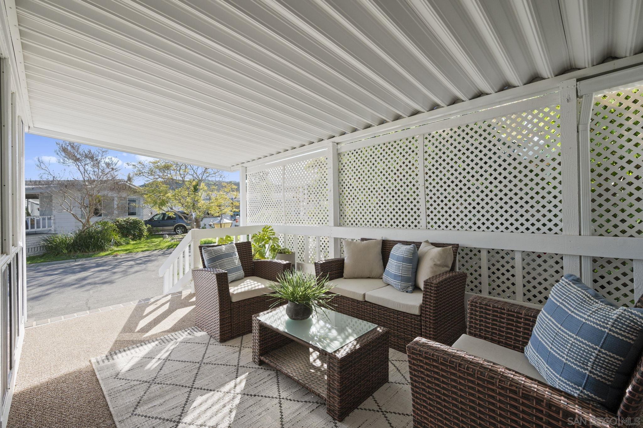 Detail Gallery Image 7 of 46 For 5140  Don Rodolfo Dr, Carlsbad,  CA 92010 - 3 Beds | 2 Baths