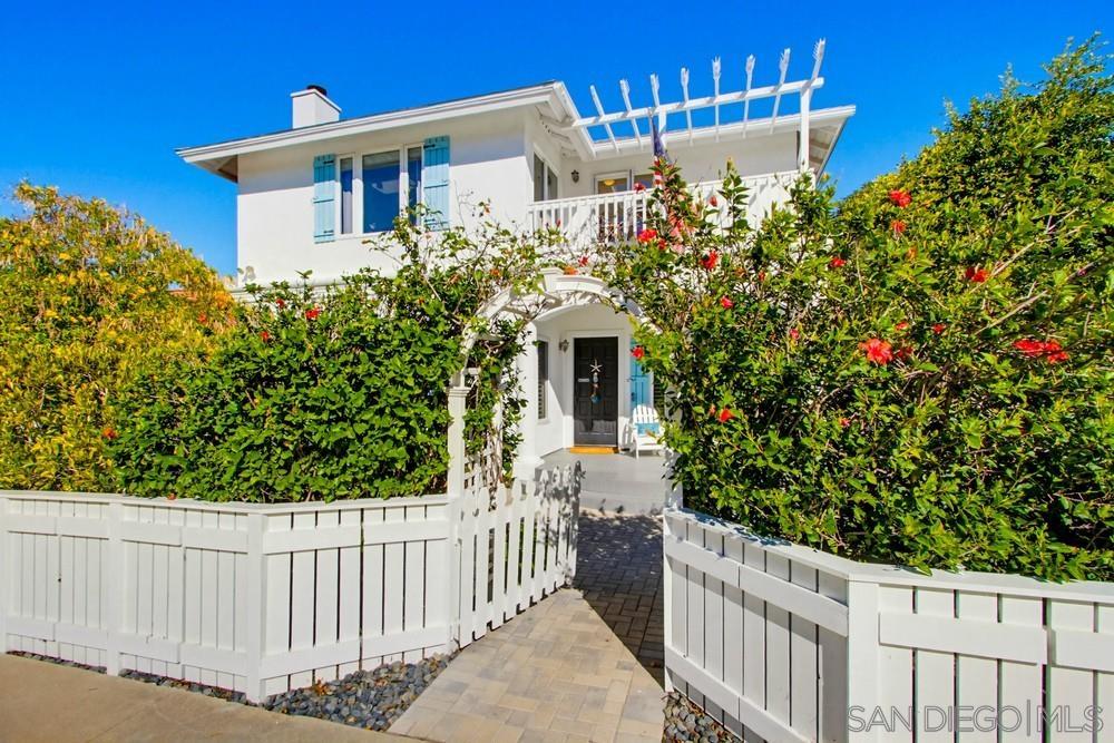 Detail Gallery Image 2 of 67 For 4460  Niagara Avenue, San Diego,  CA 92107 - 4 Beds | 4 Baths