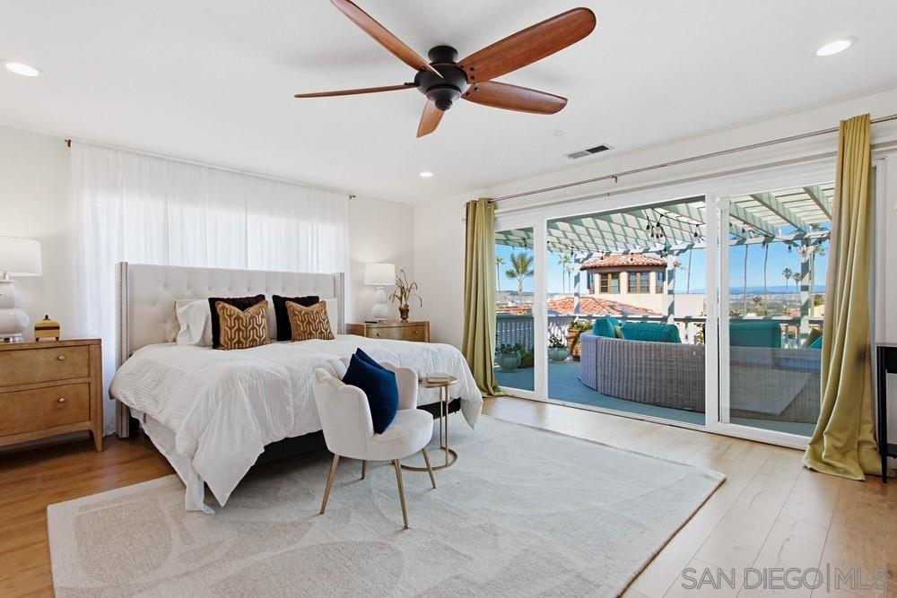 Detail Gallery Image 22 of 67 For 4460  Niagara Avenue, San Diego,  CA 92107 - 4 Beds | 4 Baths