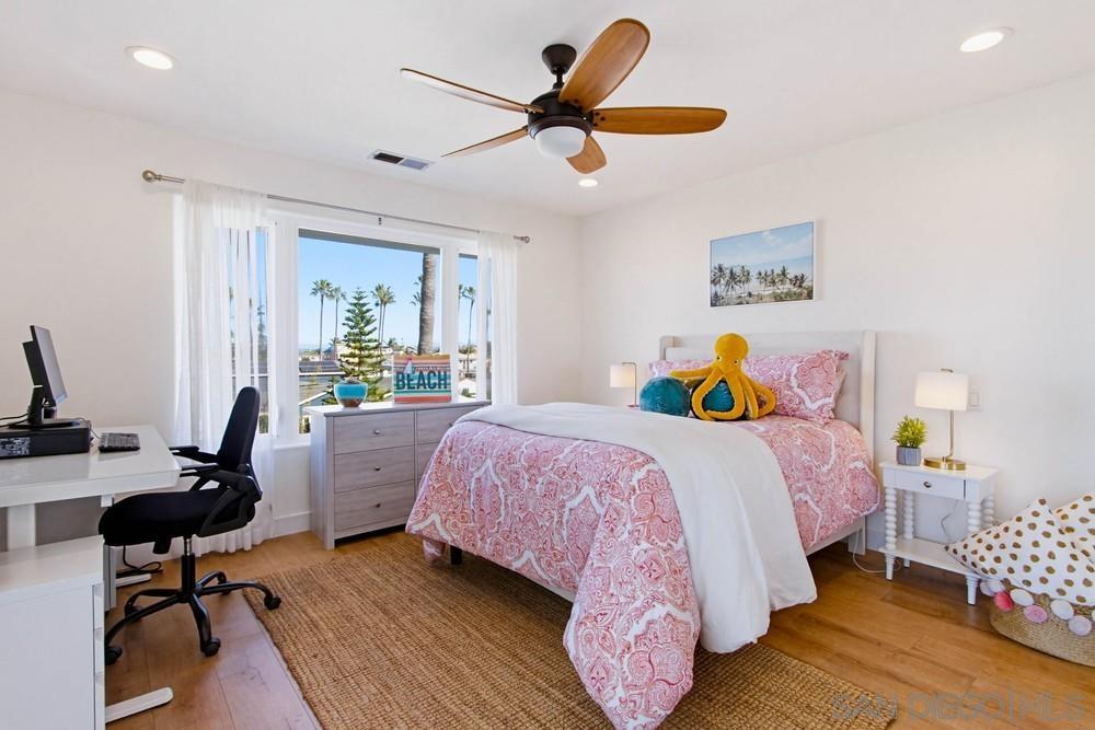 Detail Gallery Image 23 of 67 For 4460  Niagara Avenue, San Diego,  CA 92107 - 4 Beds | 4 Baths