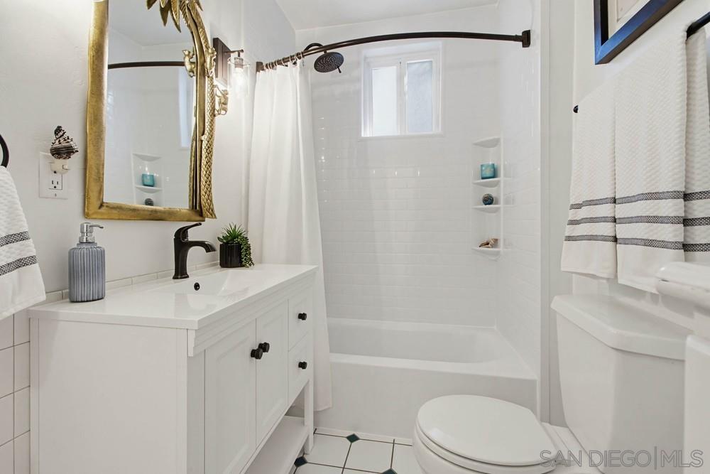 Detail Gallery Image 37 of 67 For 4460  Niagara Avenue, San Diego,  CA 92107 - 4 Beds | 4 Baths