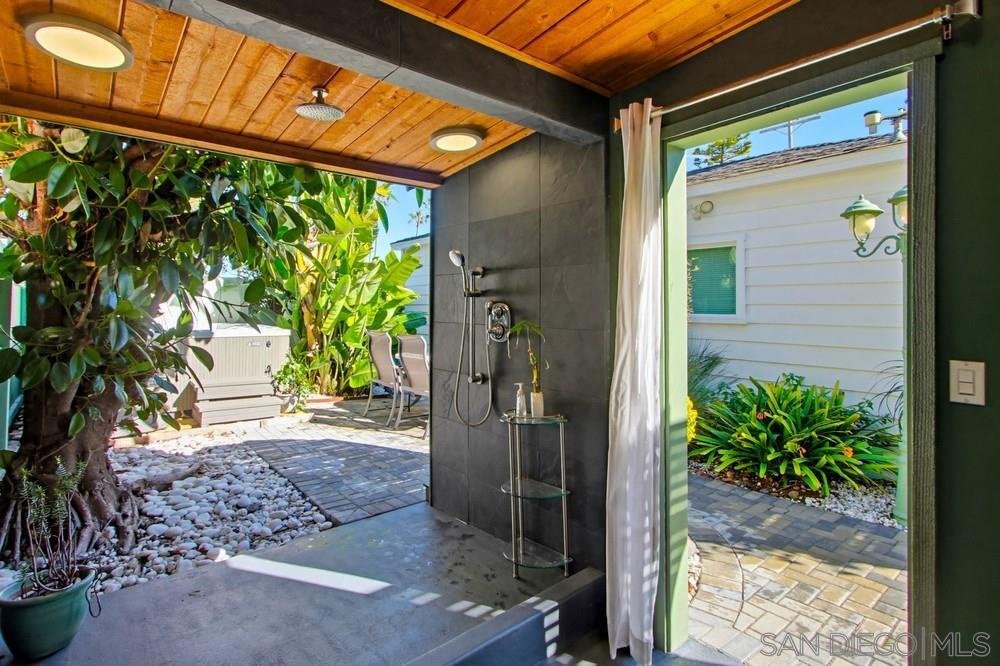 Detail Gallery Image 60 of 67 For 4460  Niagara Avenue, San Diego,  CA 92107 - 4 Beds | 4 Baths