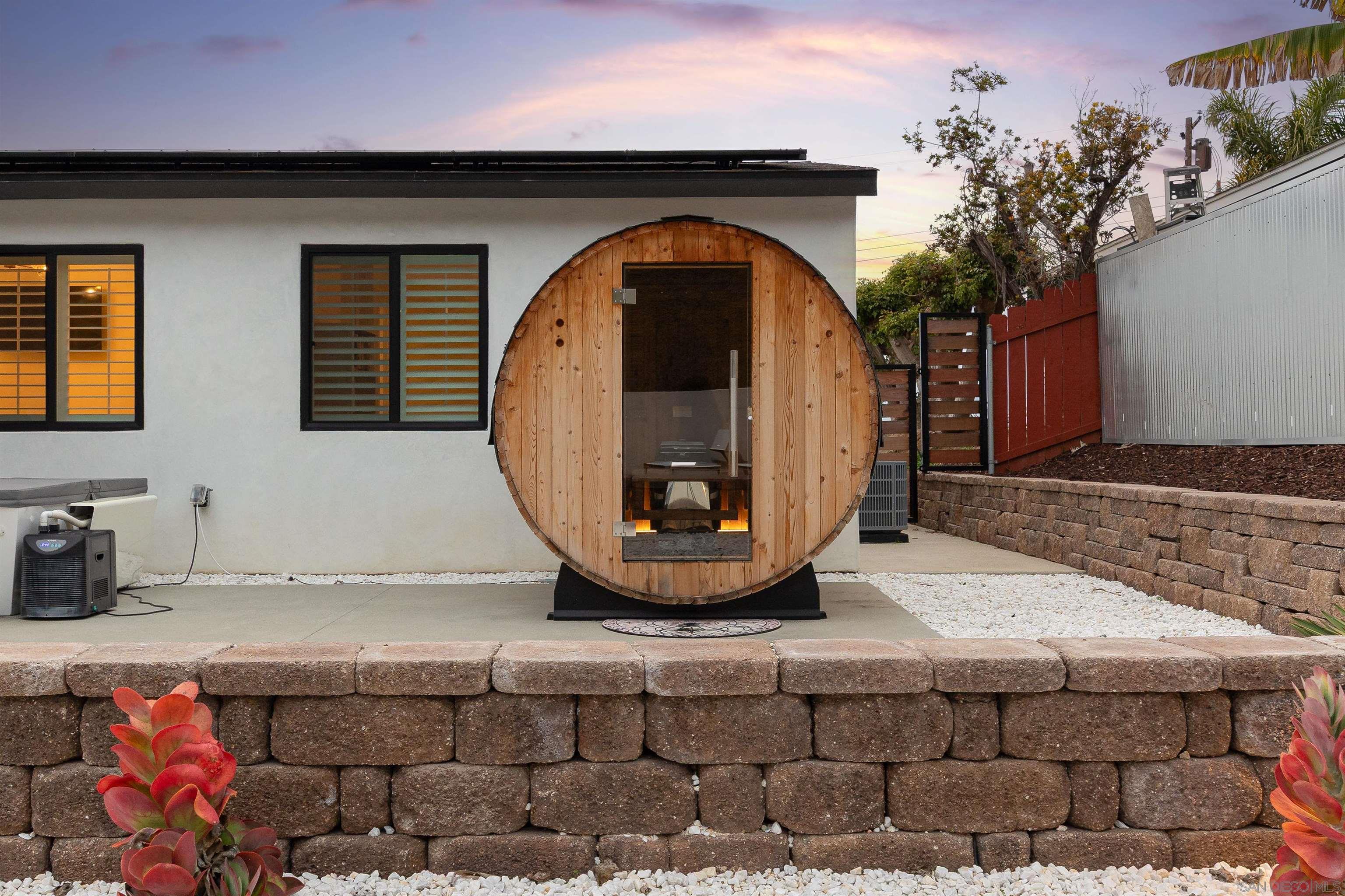 Detail Gallery Image 25 of 34 For 3011  Lloyd St, San Diego,  CA 92117 - 4 Beds | 2 Baths