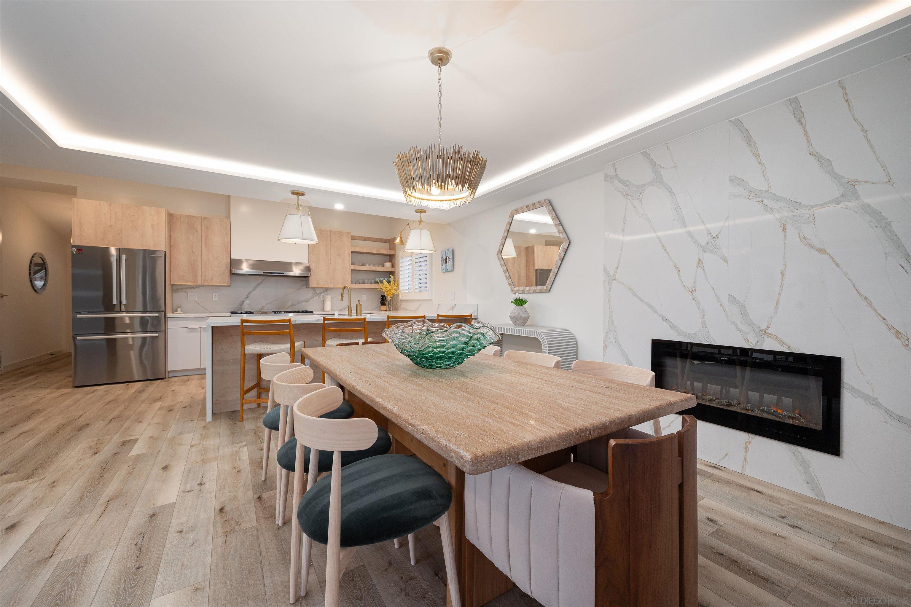 Detail Gallery Image 7 of 34 For 3011  Lloyd St, San Diego,  CA 92117 - 4 Beds | 2 Baths