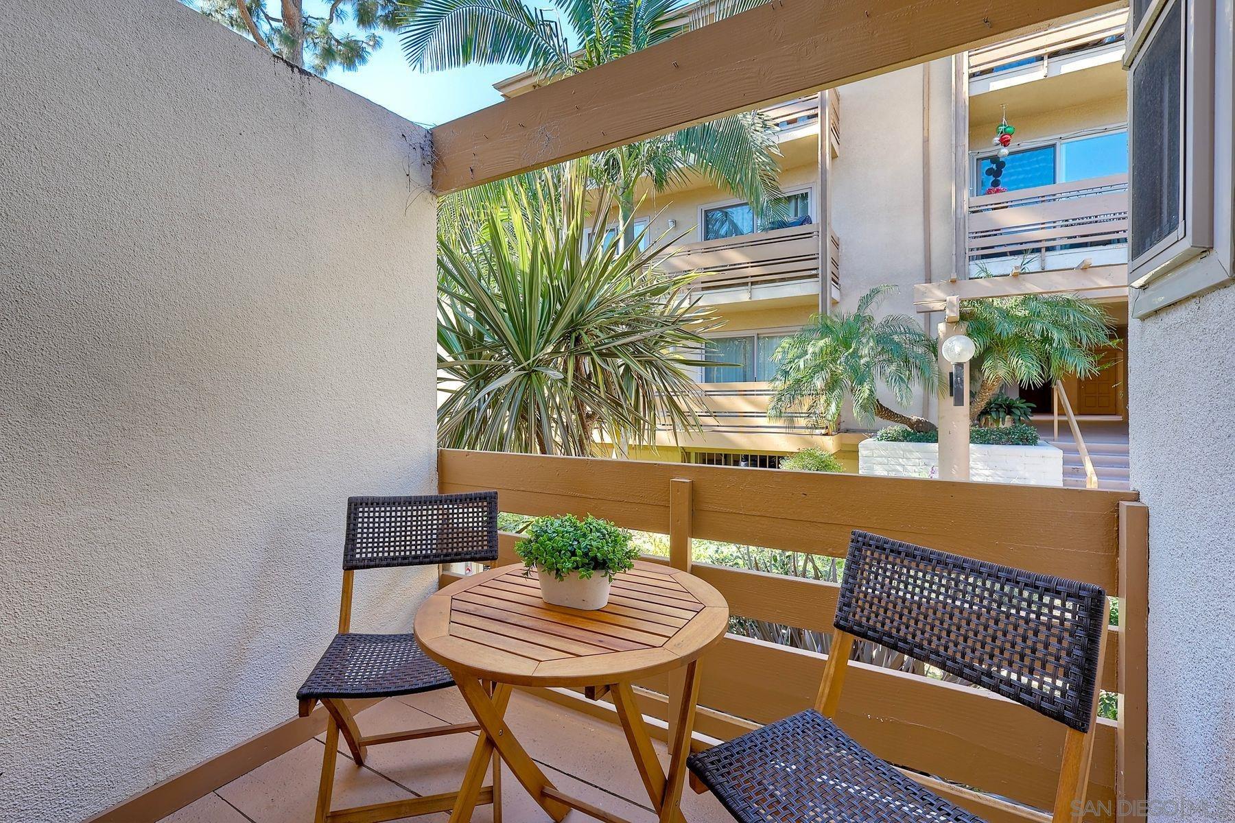 Detail Gallery Image 11 of 34 For 4062  Valeta St  #344,  San Diego,  CA 92110 - 2 Beds | 2 Baths