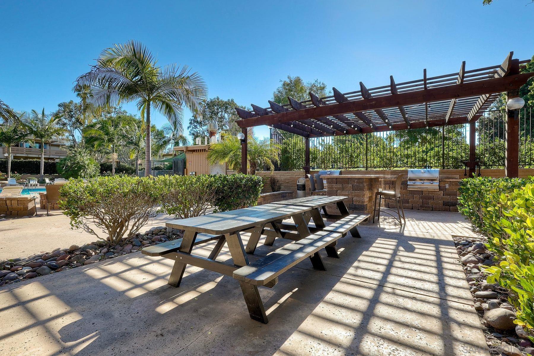 Detail Gallery Image 30 of 34 For 4062  Valeta St  #344,  San Diego,  CA 92110 - 2 Beds | 2 Baths