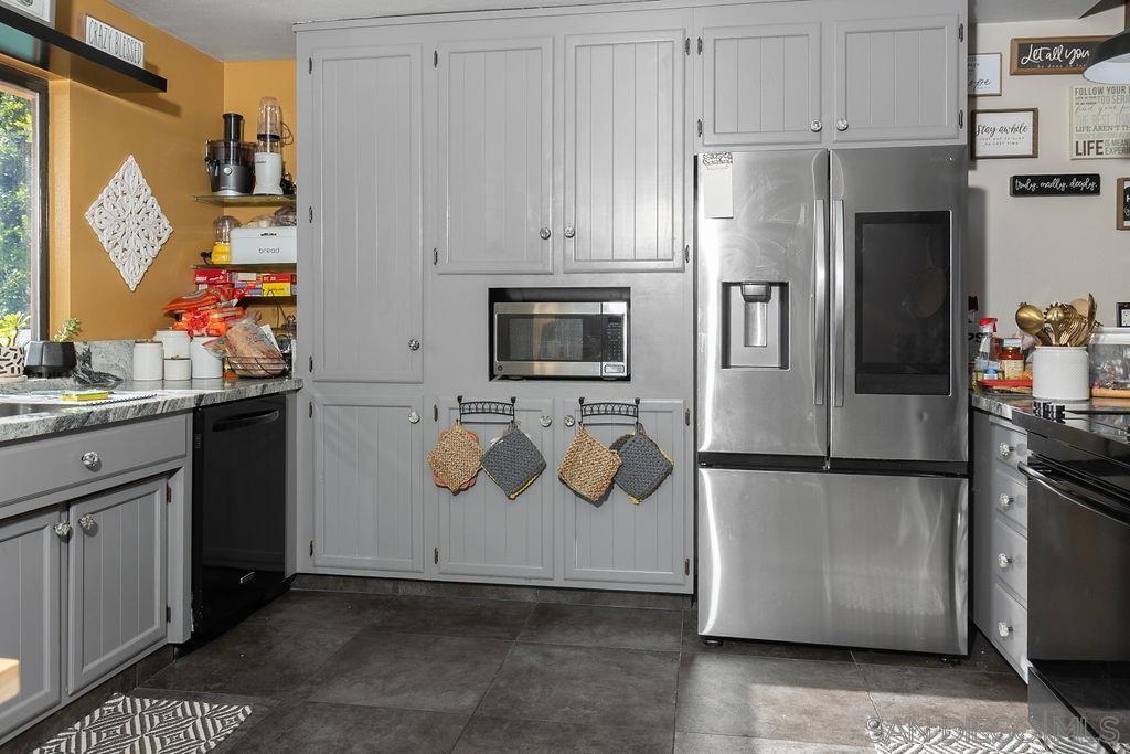 Detail Gallery Image 27 of 67 For 2374  Pheasant Run Cir, Stockton,  CA 95207 - 3 Beds | 2 Baths