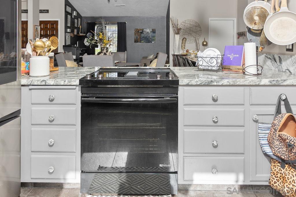 Detail Gallery Image 32 of 67 For 2374  Pheasant Run Cir, Stockton,  CA 95207 - 3 Beds | 2 Baths