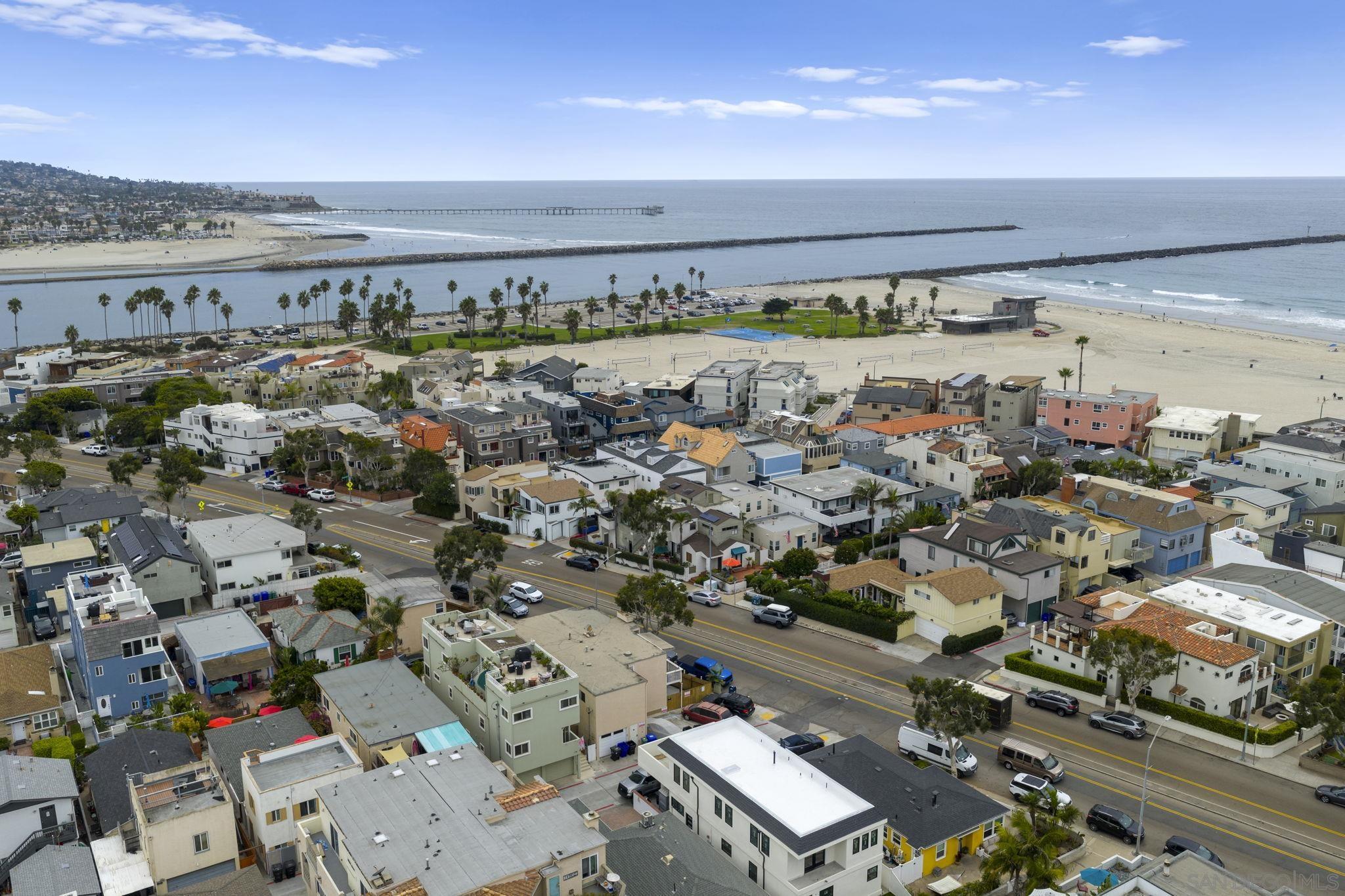 Detail Gallery Image 23 of 31 For 2735  Mission Blvd, San Diego,  CA 92109 - 2 Beds | 2 Baths