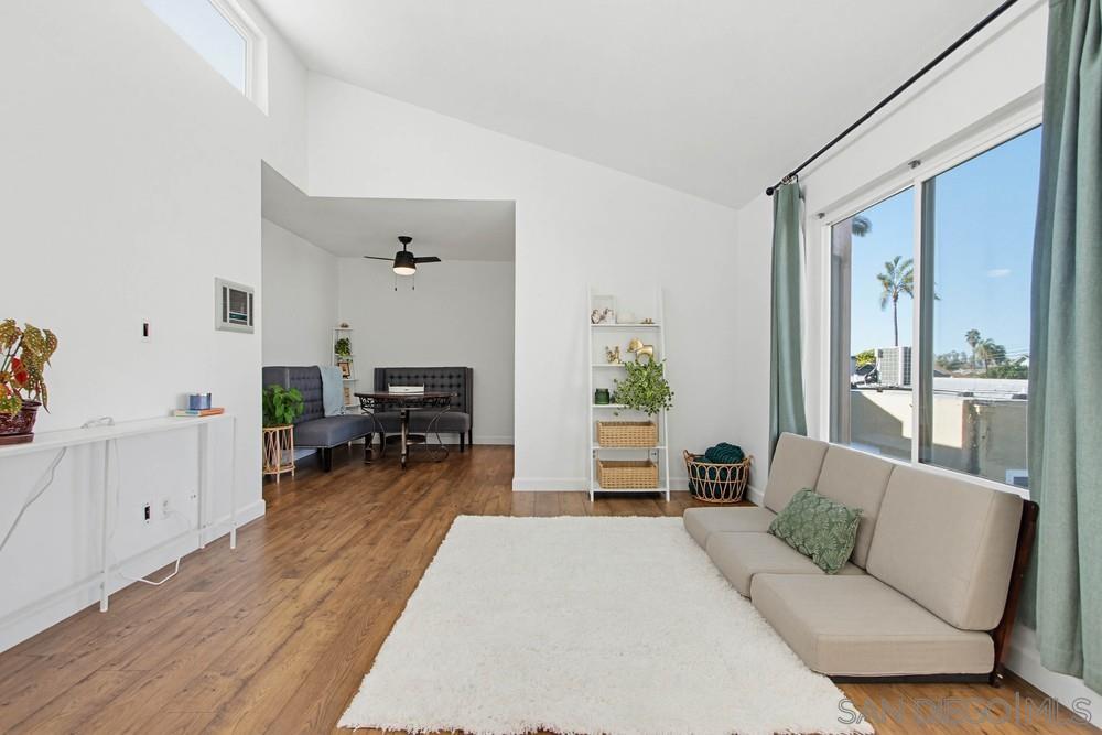 Detail Gallery Image 4 of 37 For 4569  Hamilton St  #6,  San Diego,  CA 92116 - 2 Beds | 2 Baths
