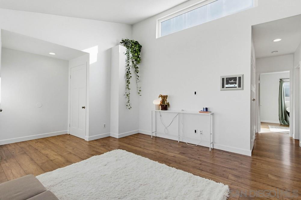 Detail Gallery Image 5 of 37 For 4569  Hamilton St  #6,  San Diego,  CA 92116 - 2 Beds | 2 Baths