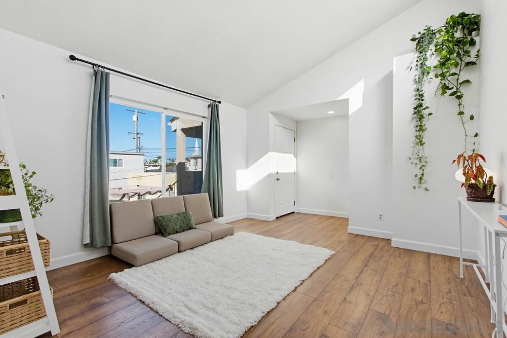 Detail Gallery Image 7 of 37 For 4569  Hamilton St  #6,  San Diego,  CA 92116 - 2 Beds | 2 Baths