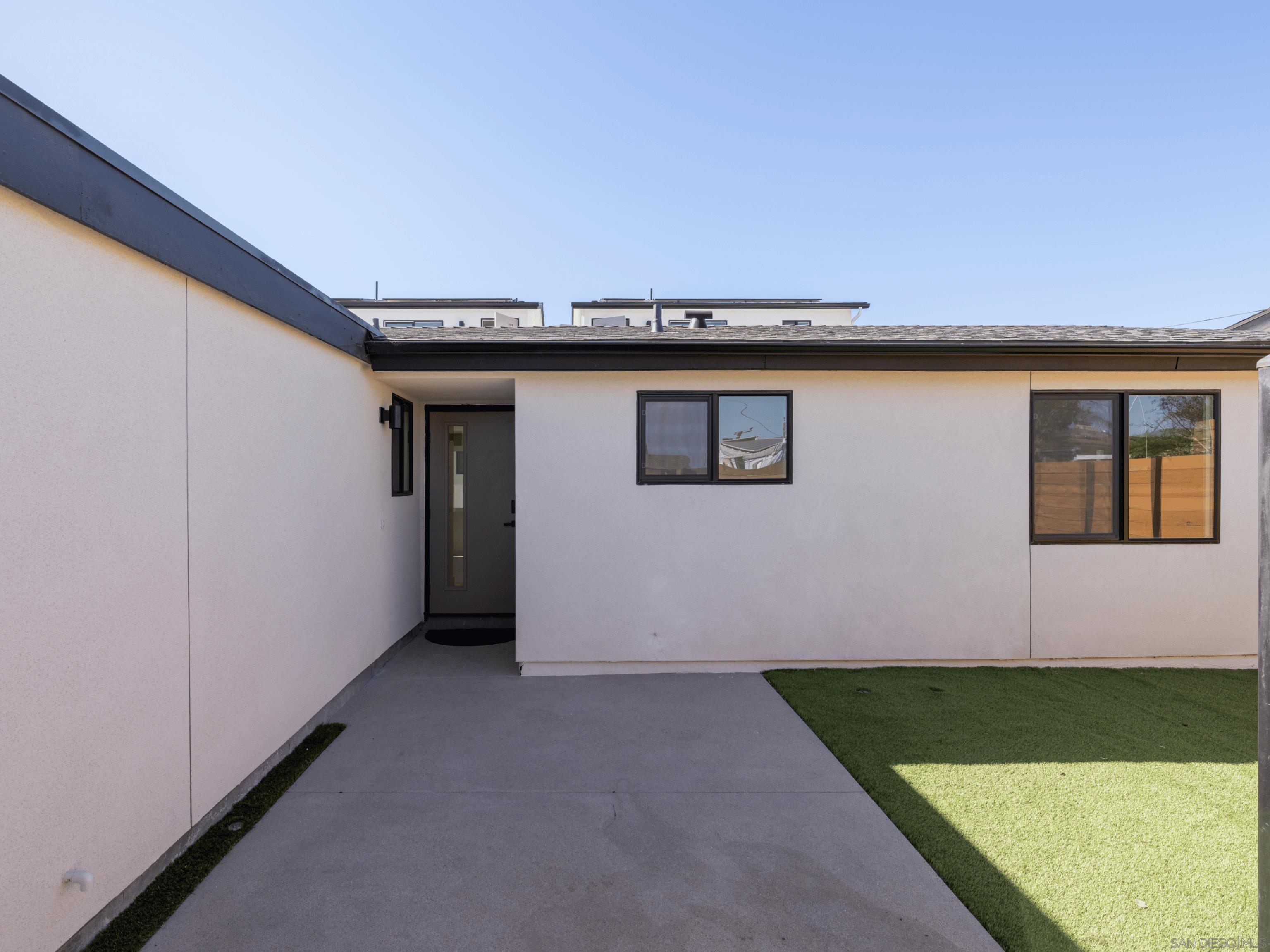 Detail Gallery Image 9 of 26 For 3346  Lockwood Dr, San Diego,  CA 92123 - – Beds | – Baths